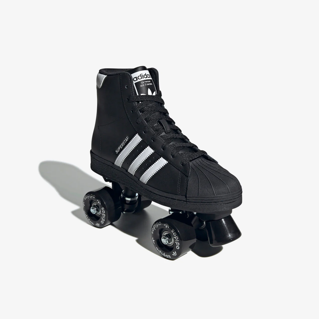 Wmns Superstar 82 Skate - Image 5