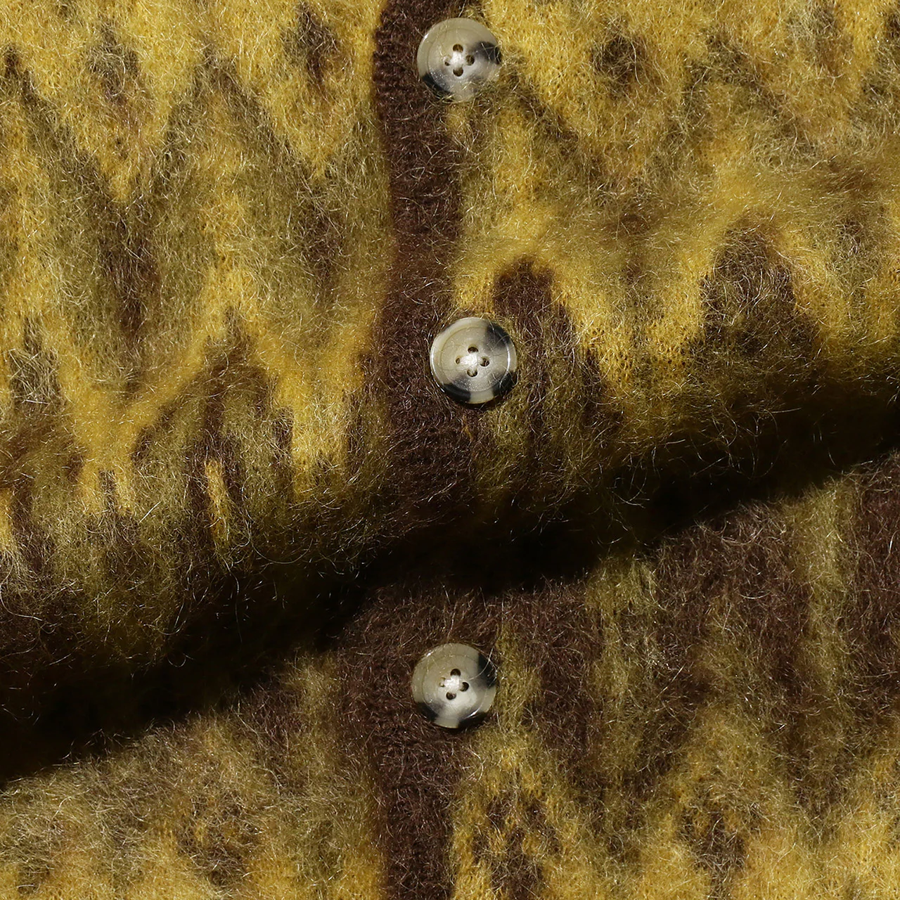 Cardigan Double Jacquard Chevron Pattern - Image 5