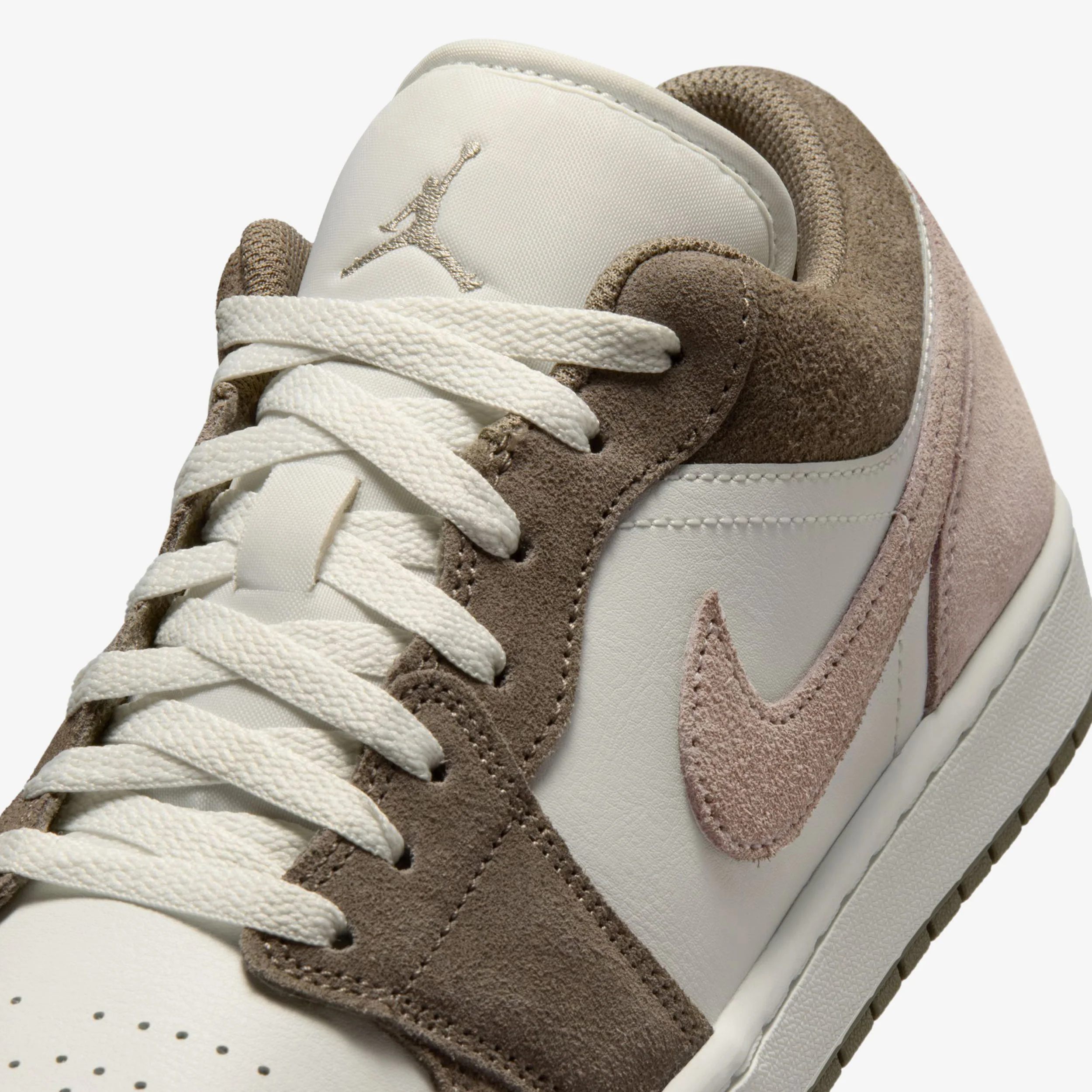 Air Jordan 1 Low - Image 6