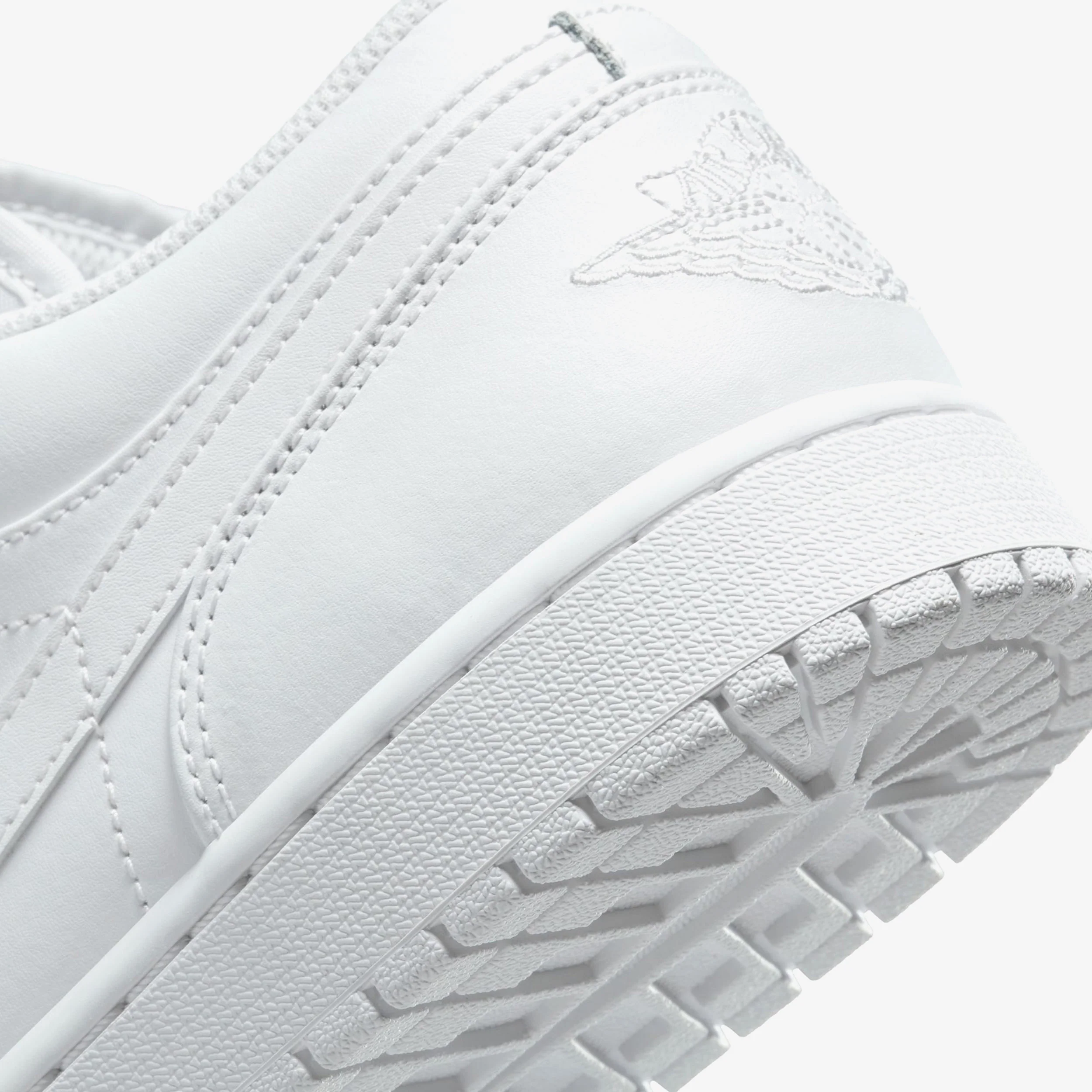 Air Jordan 1 Low - Image 7