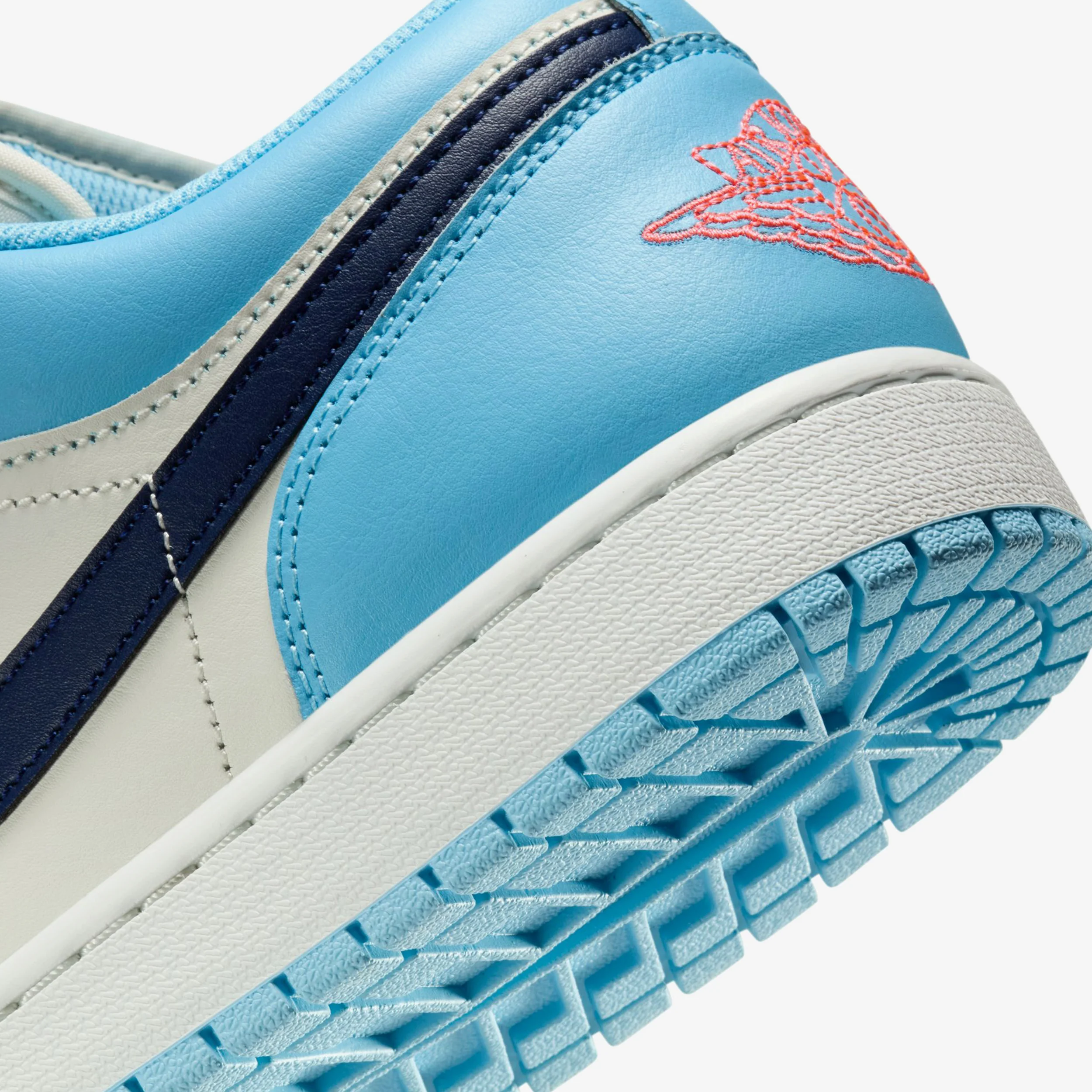 Air Jordan 1 Low - Image 8