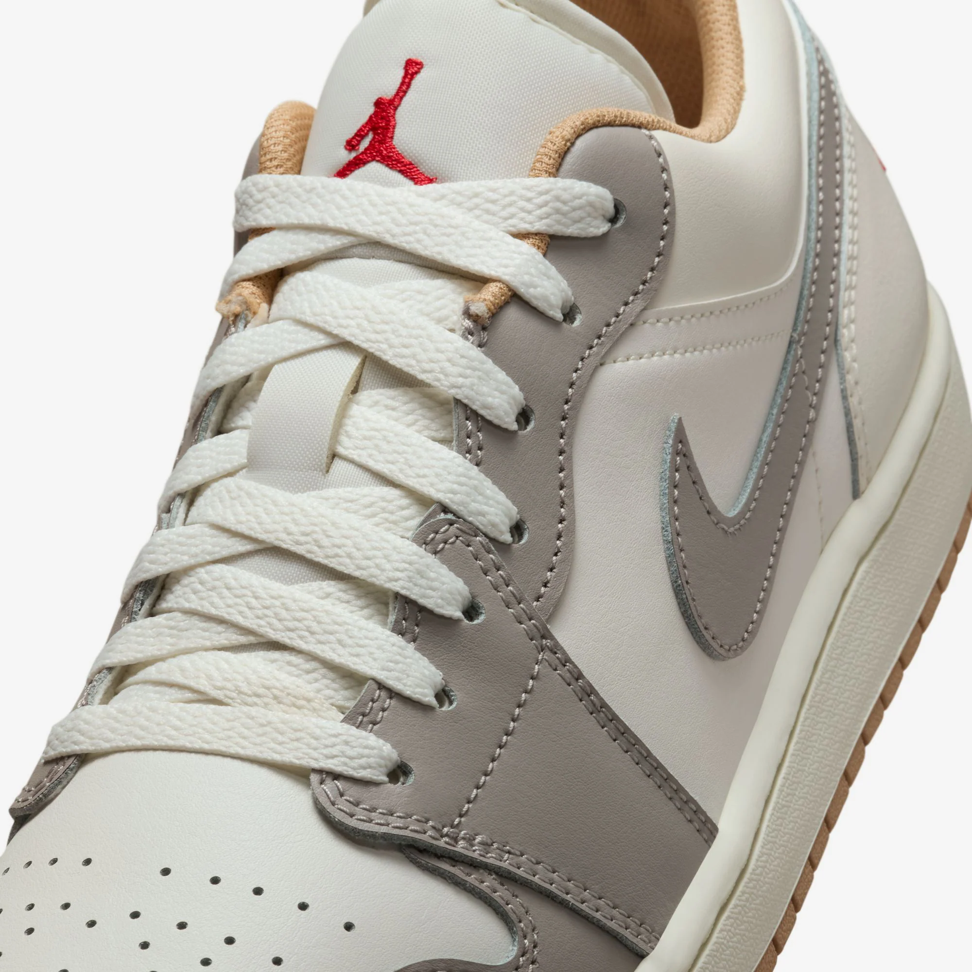 Air Jordan 1 Low - Image 6