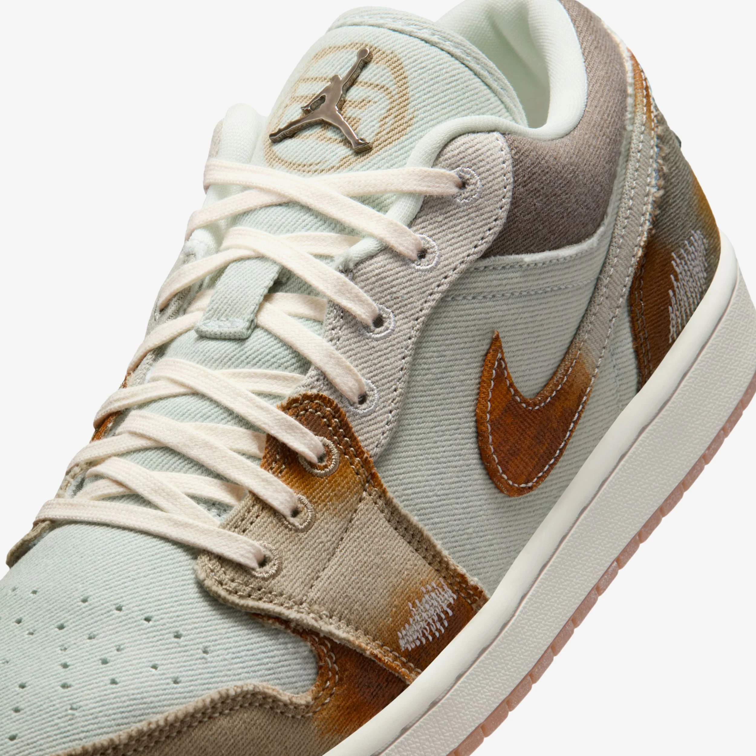 Air Jordan 1 Low SE - Image 7