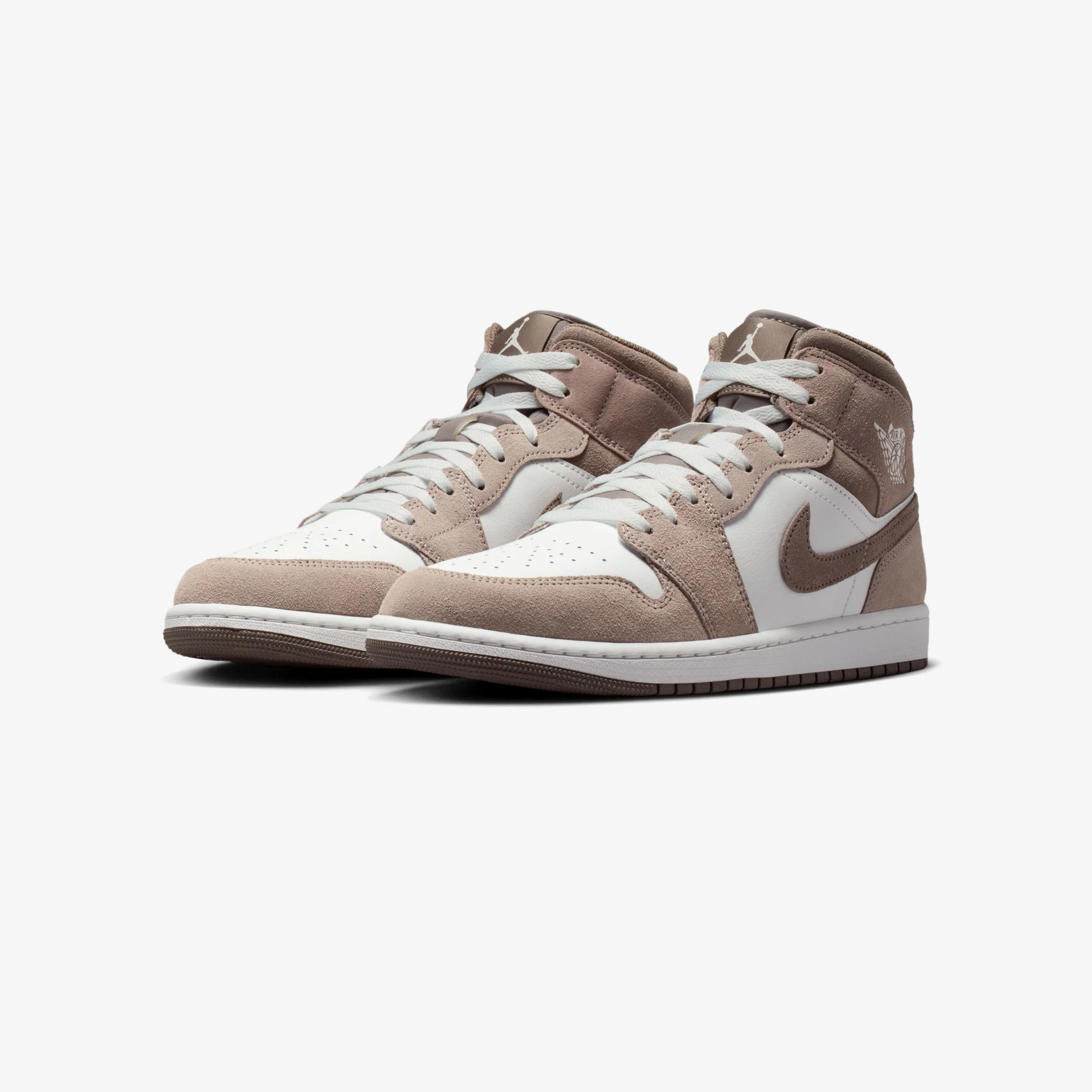 Air Jordan 1 Mid - Image 2