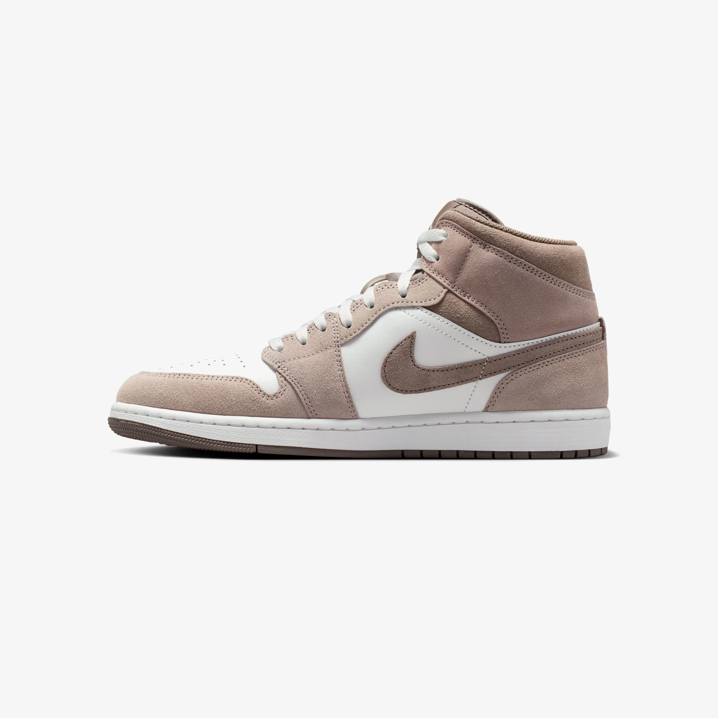 Air Jordan 1 Mid - Image 5