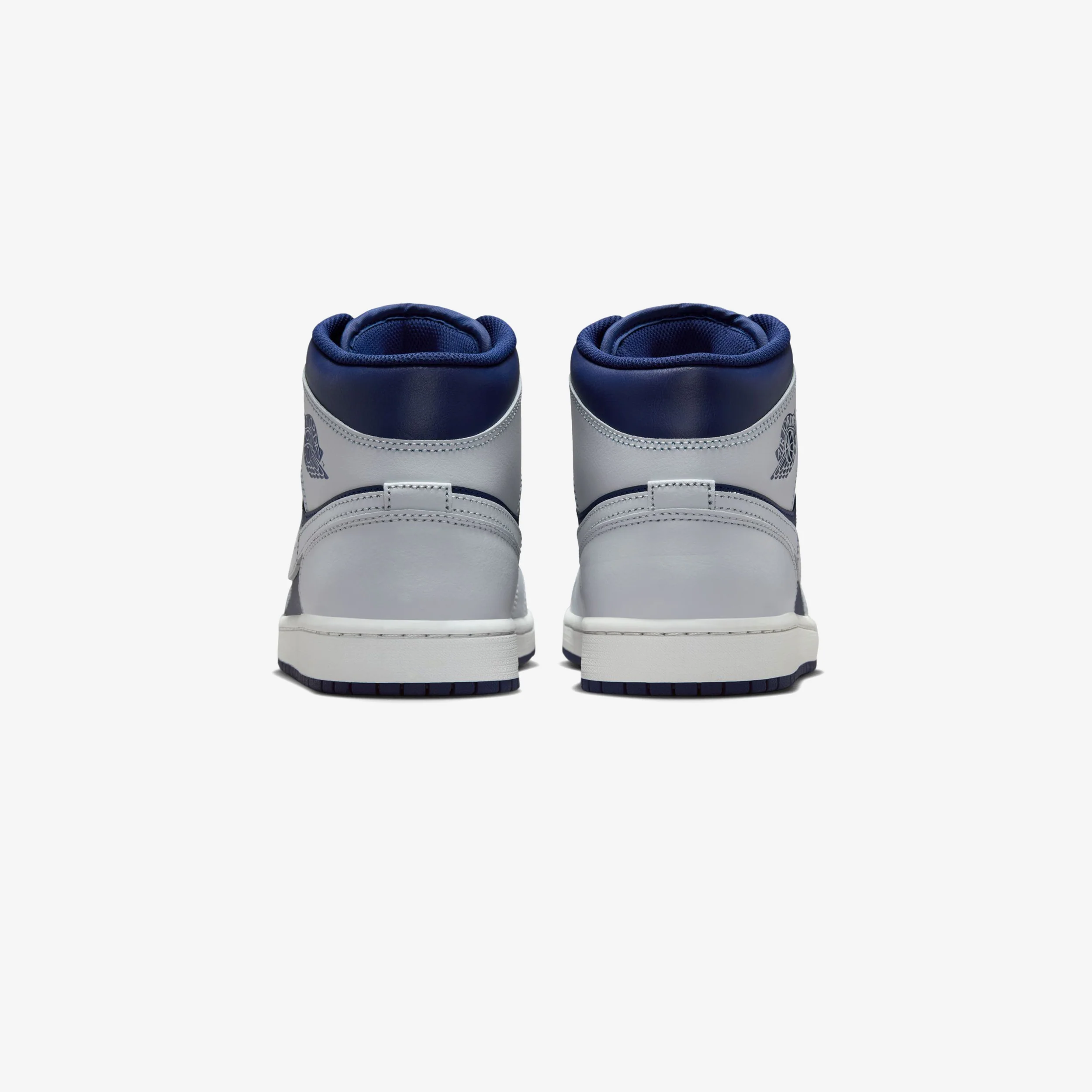 Air Jordan 1 Mid - Image 5