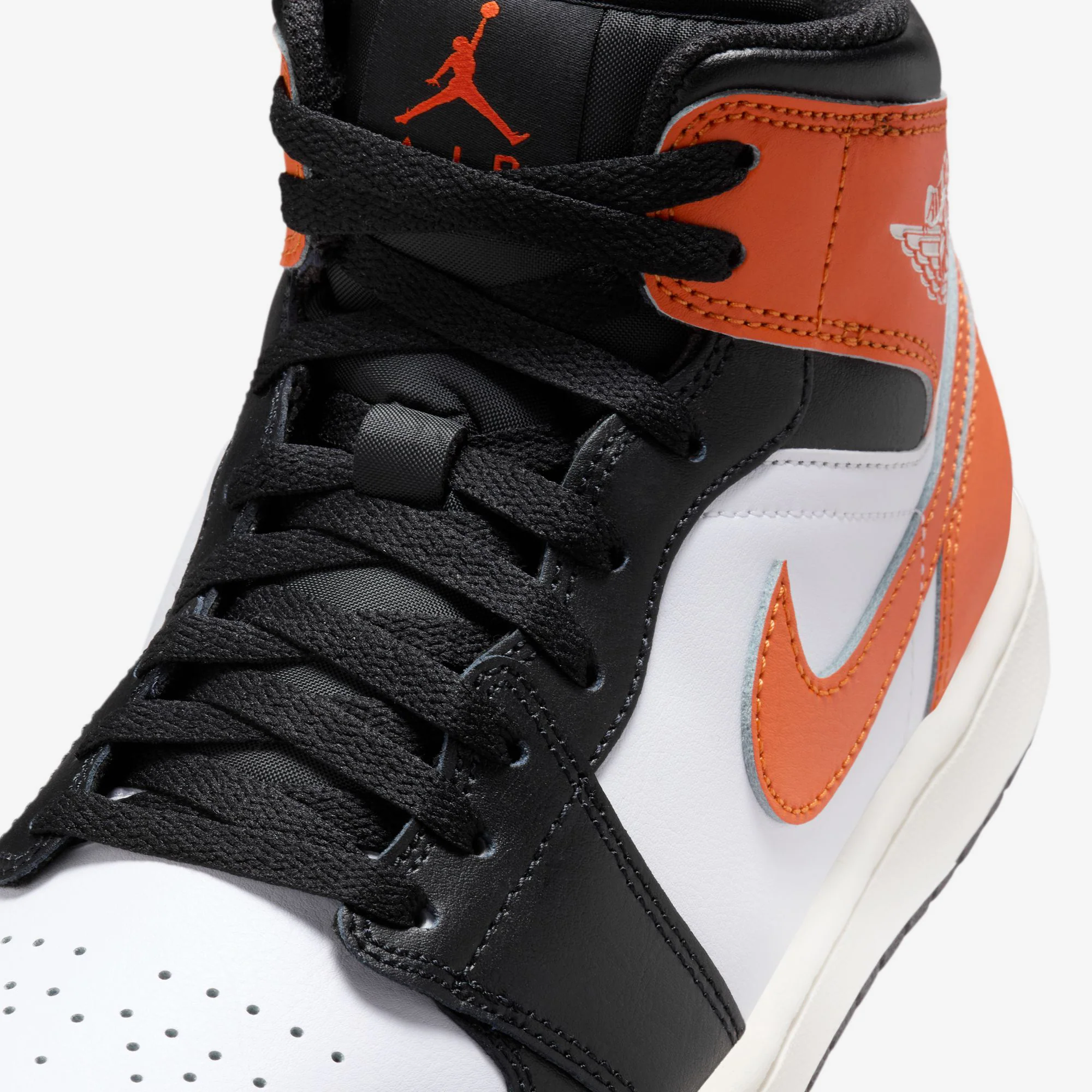 Air Jordan 1 Mid - Image 5
