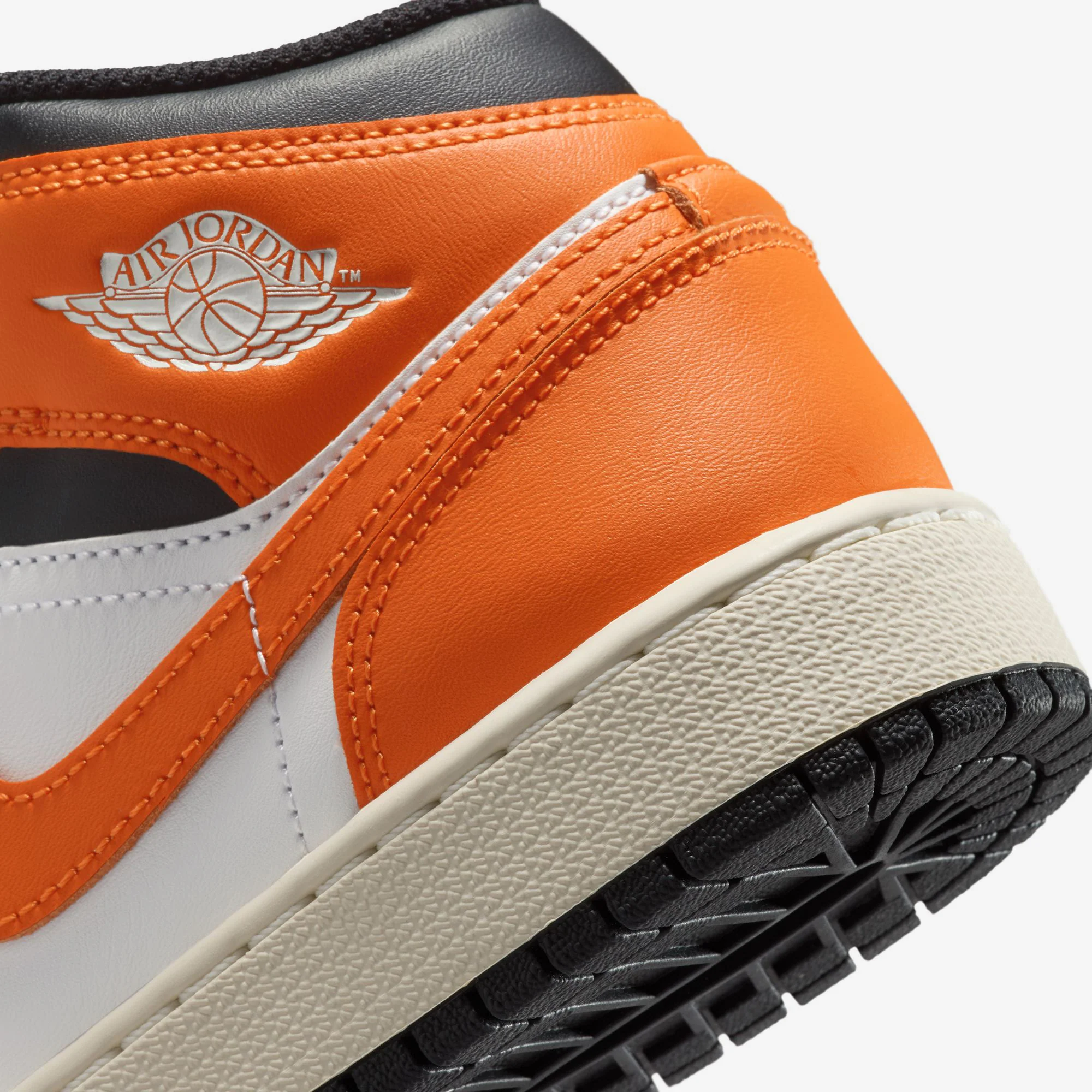 Air Jordan 1 Mid (GS) - Image 7
