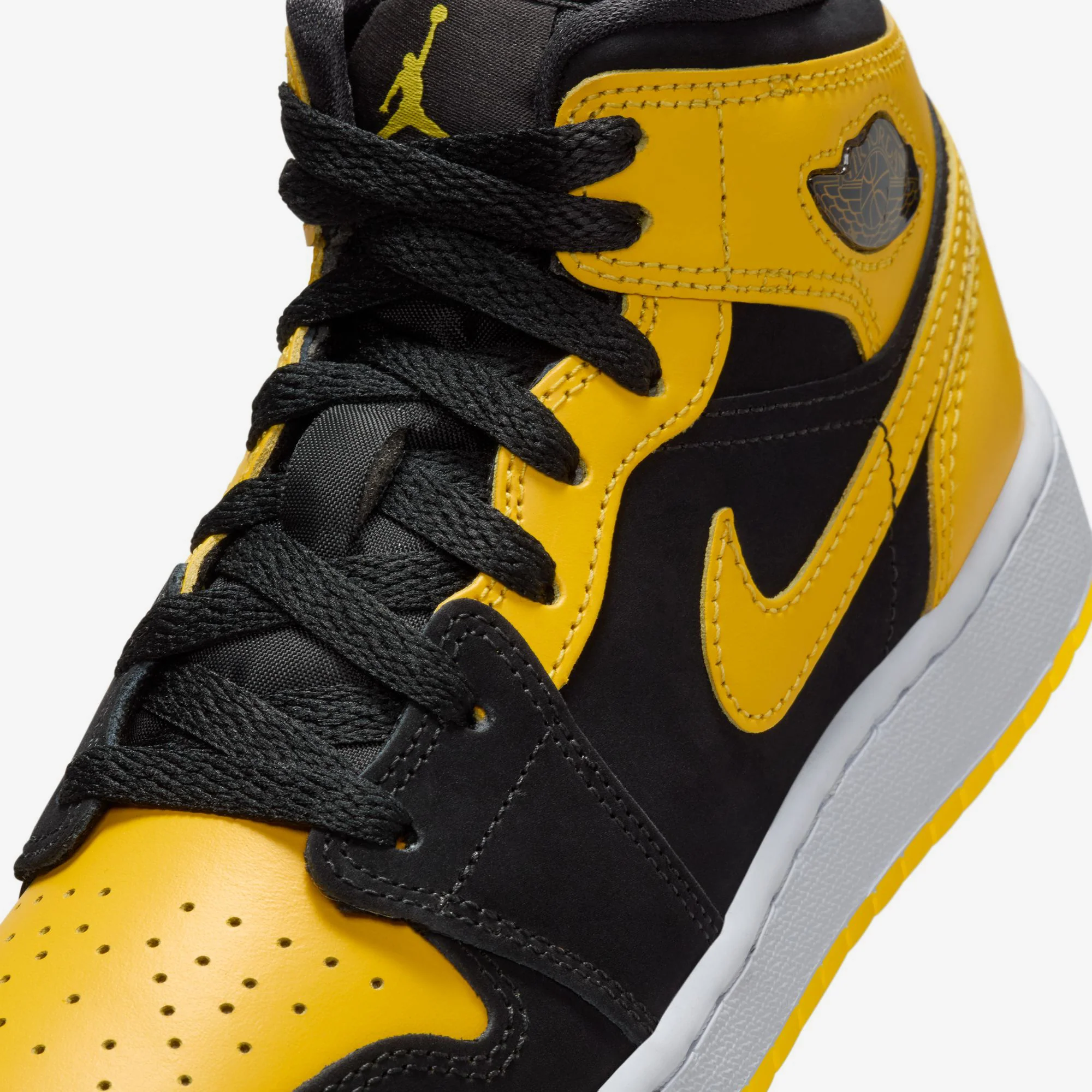 Air Jordan 1 Mid SE (GS) - Image 8
