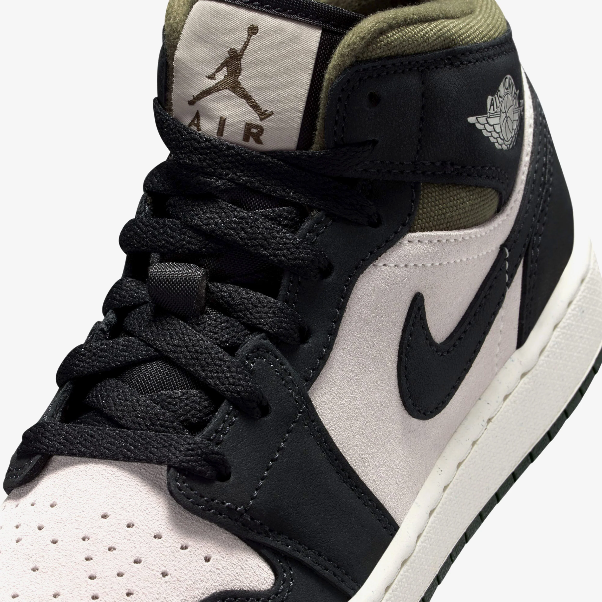 Air Jordan 1 Mid SE (GS) - Image 7