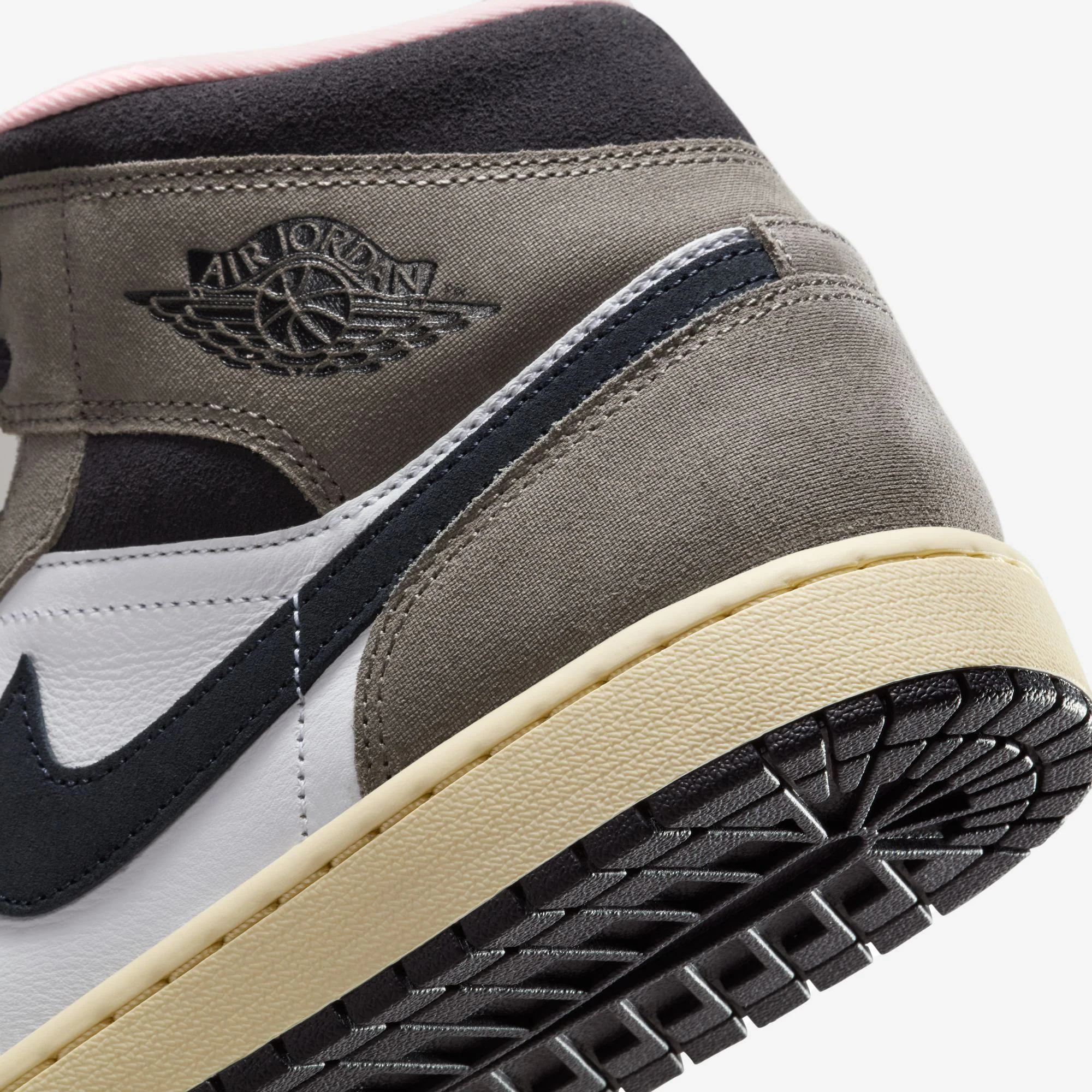 Air Jordan 1 Mid SE - Image 7