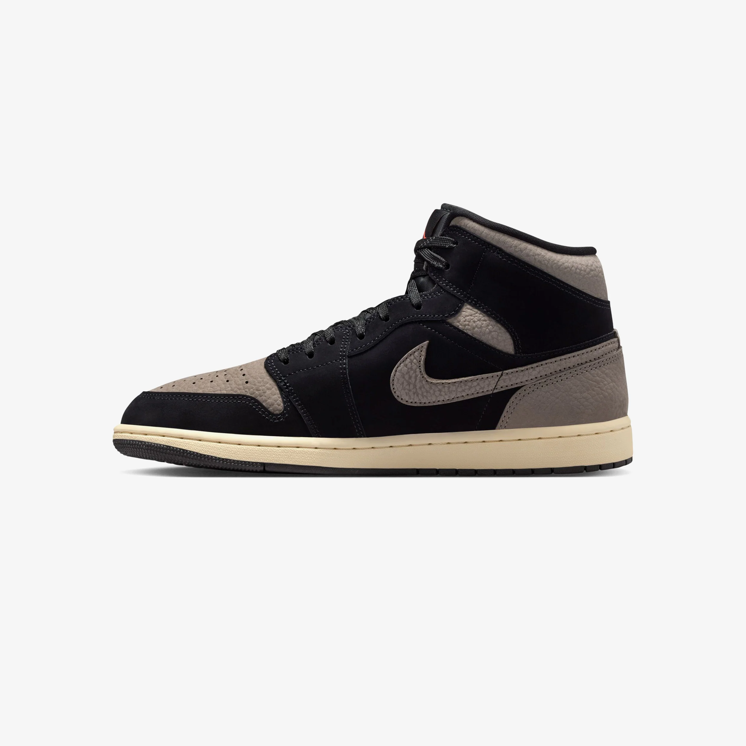 Air Jordan 1 Mid SE - Image 3