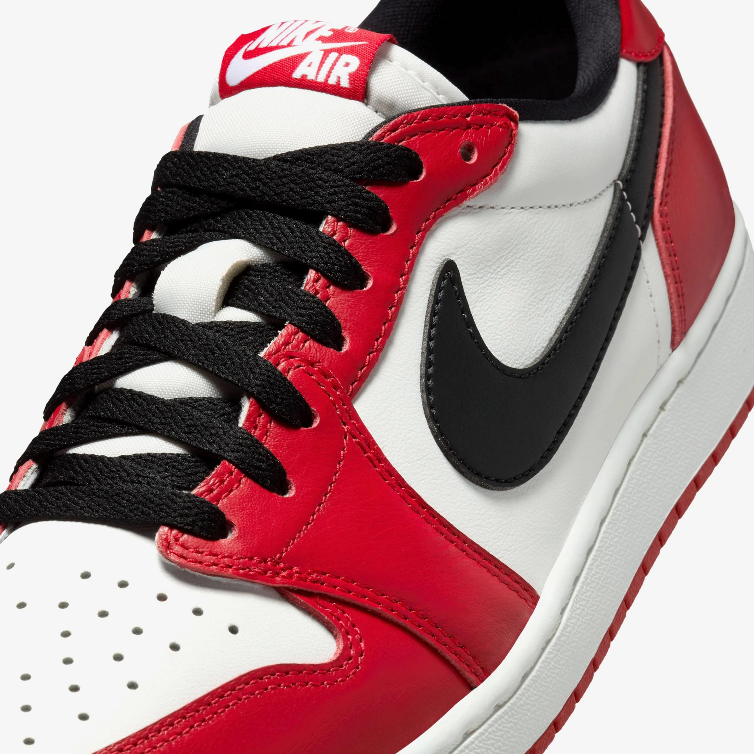 Air Jordan 1 Retro Low OG - Image 6