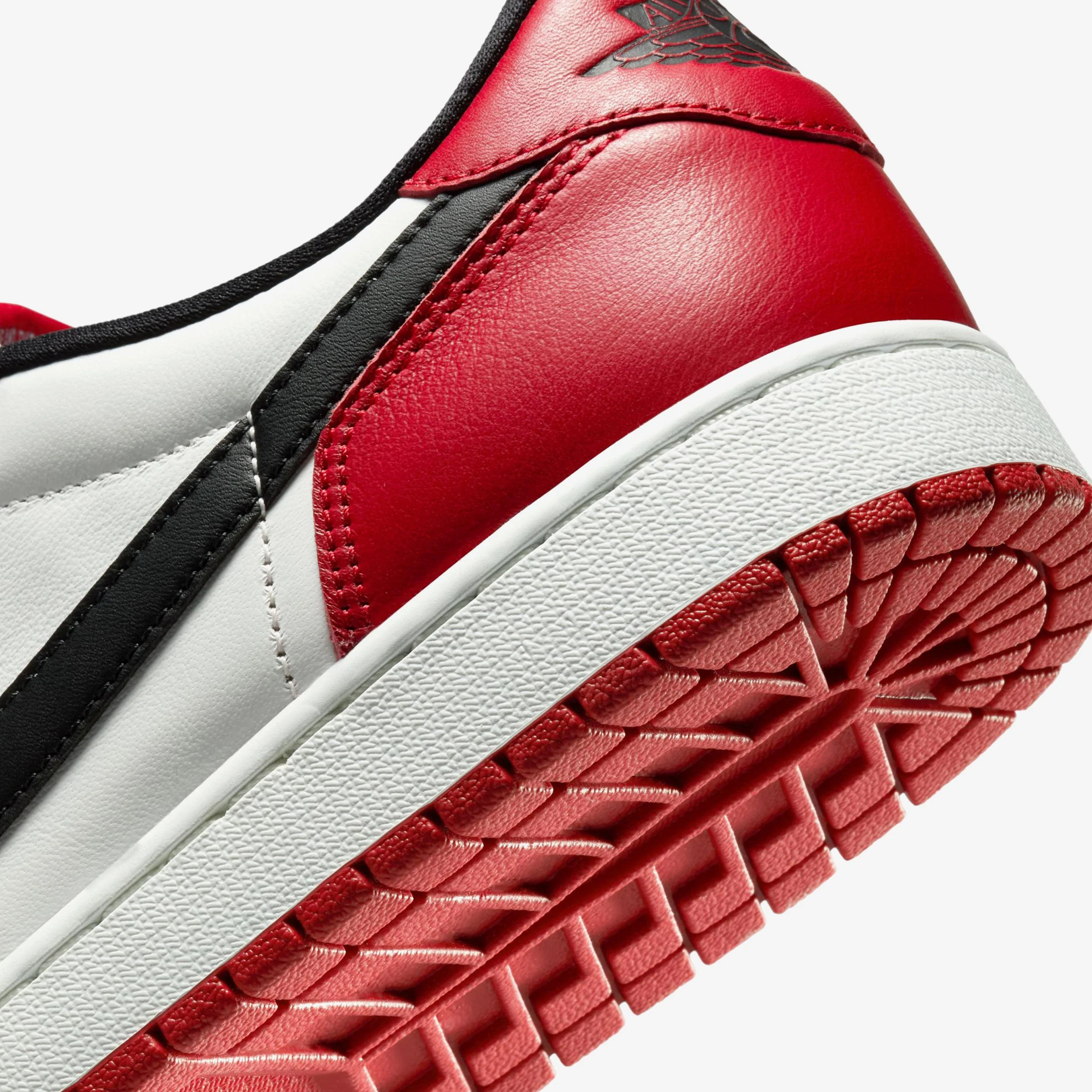 Air Jordan 1 Retro Low OG - Image 7