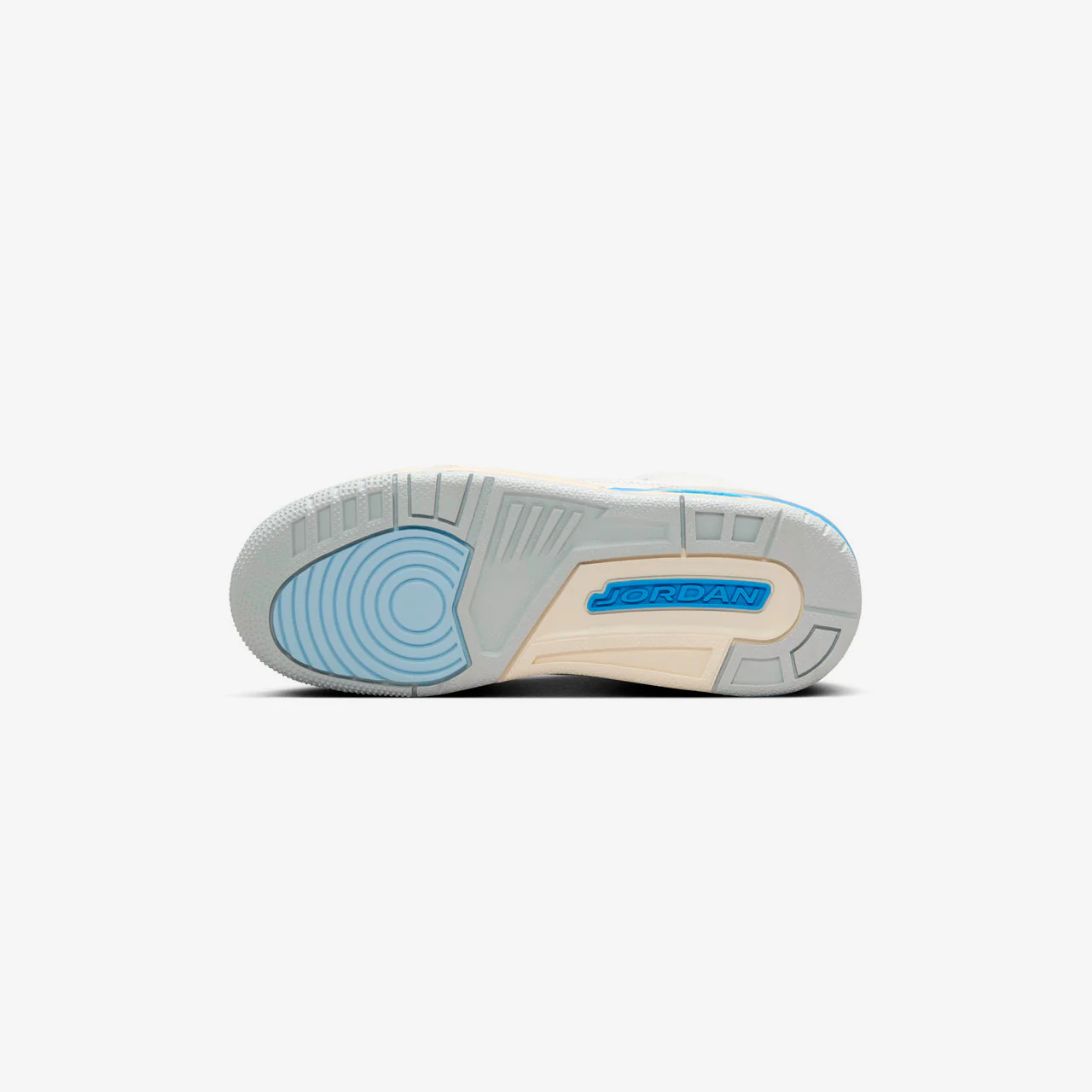 Air Jordan 3 Retro (GS) - Image 10