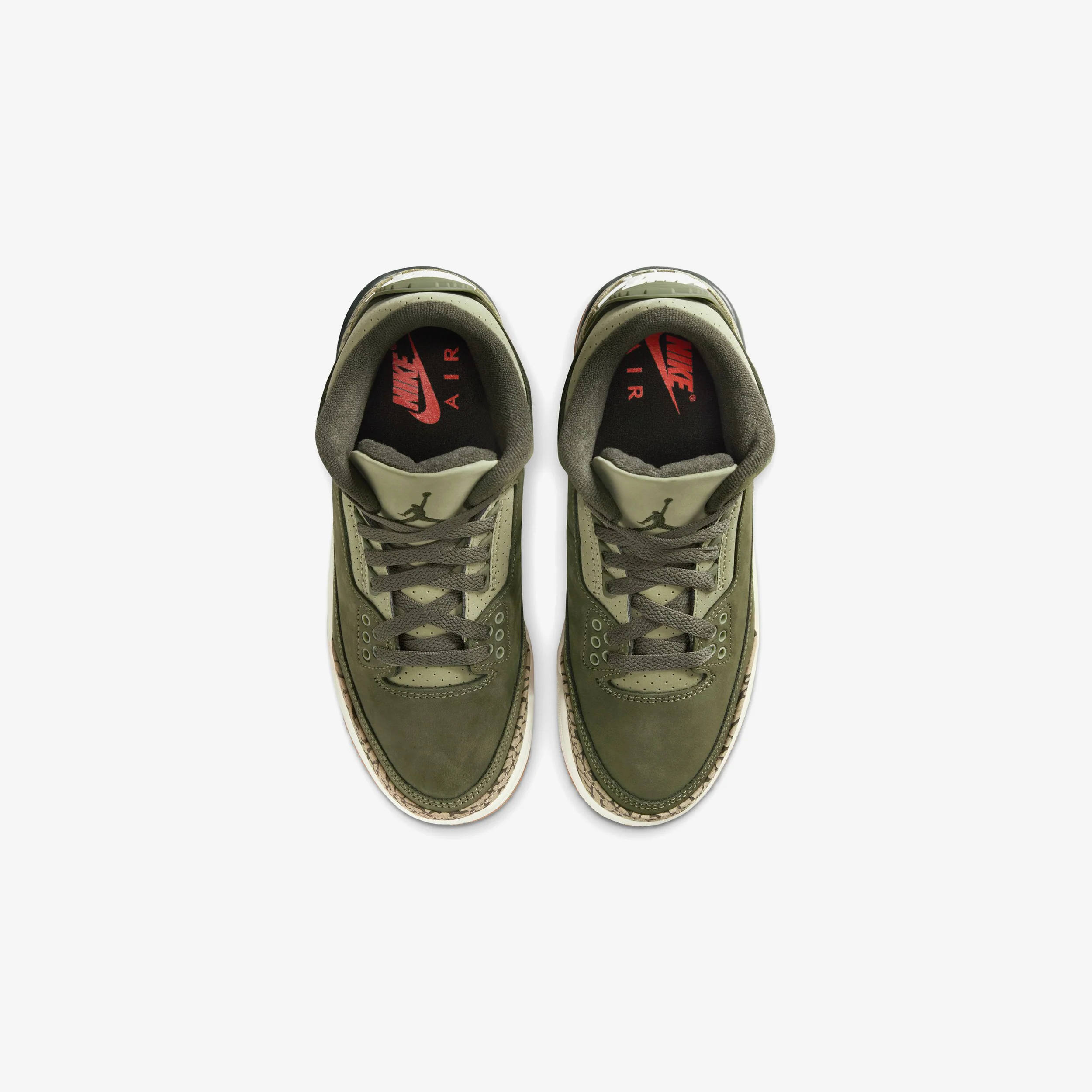Air Jordan 3 Retro (GS) - Image 4