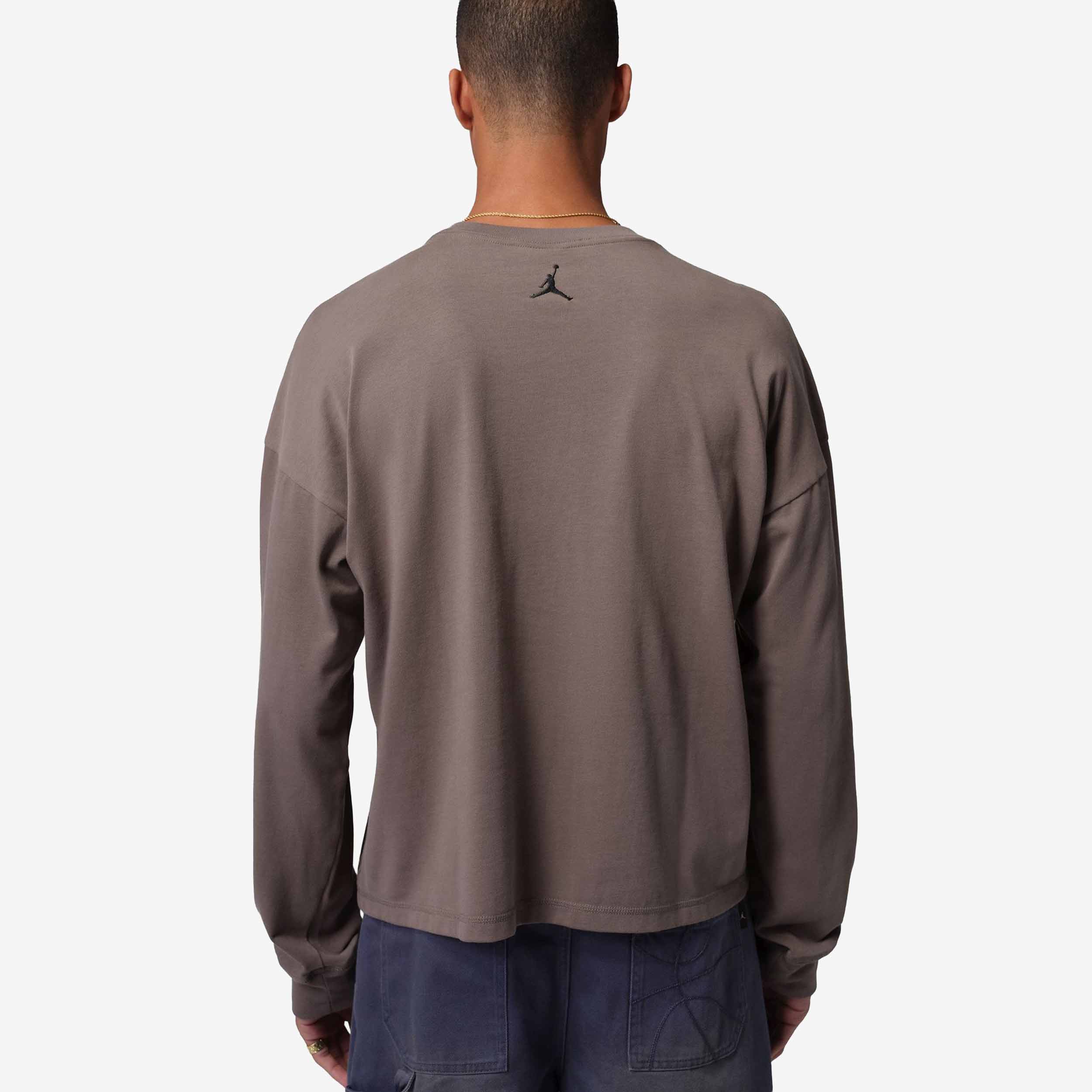 Air Oversized Long-Sleeve Tee - Image 2
