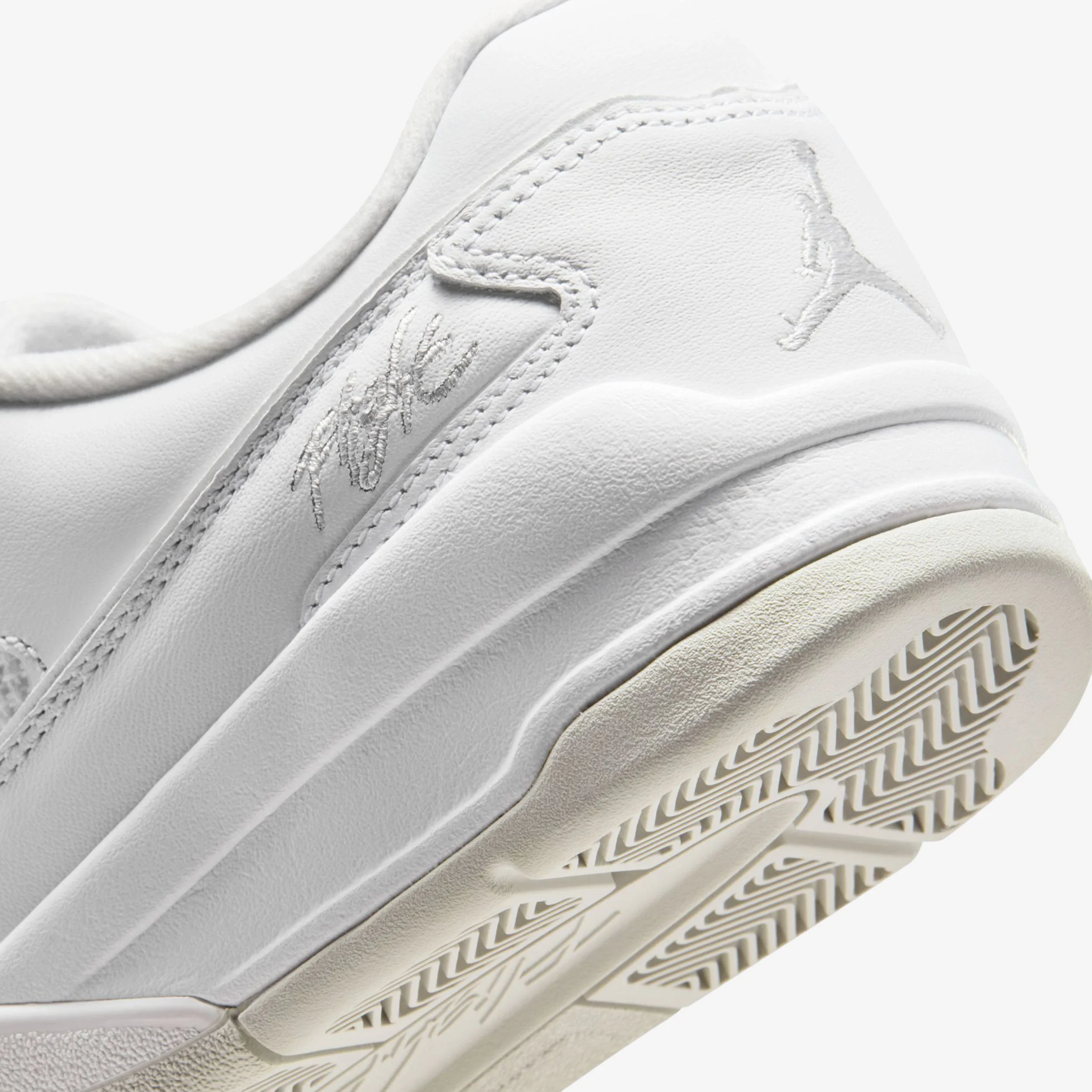 Jordan Flight Court - Image 7