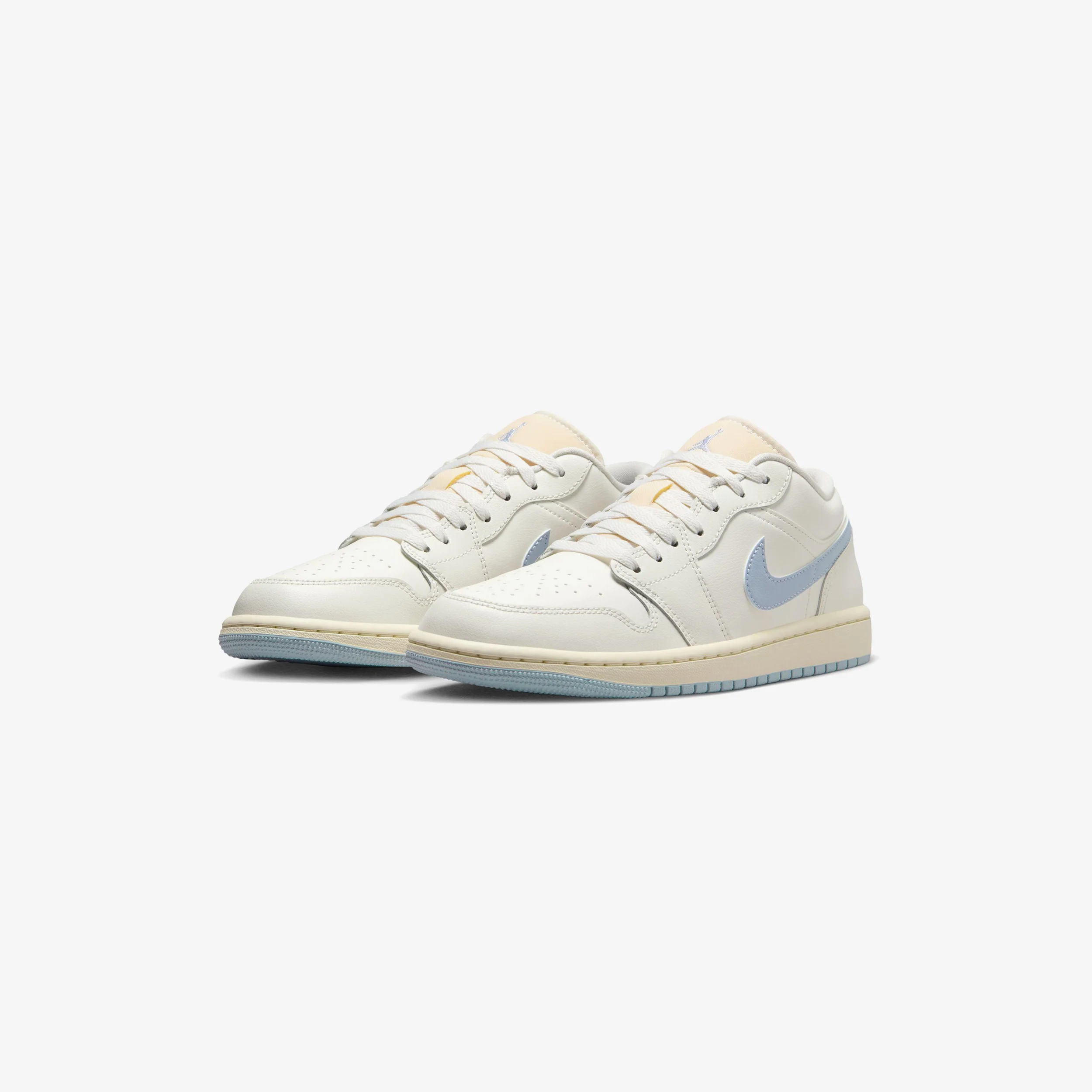 Wmns Air Jordan 1 Low - Image 2