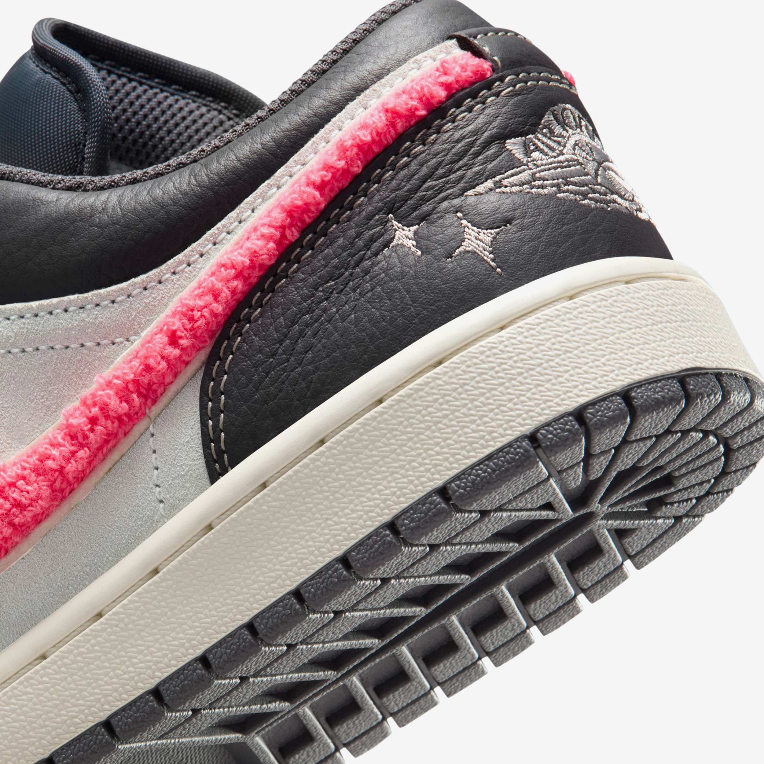 Wmns Air Jordan 1 Low - Image 7
