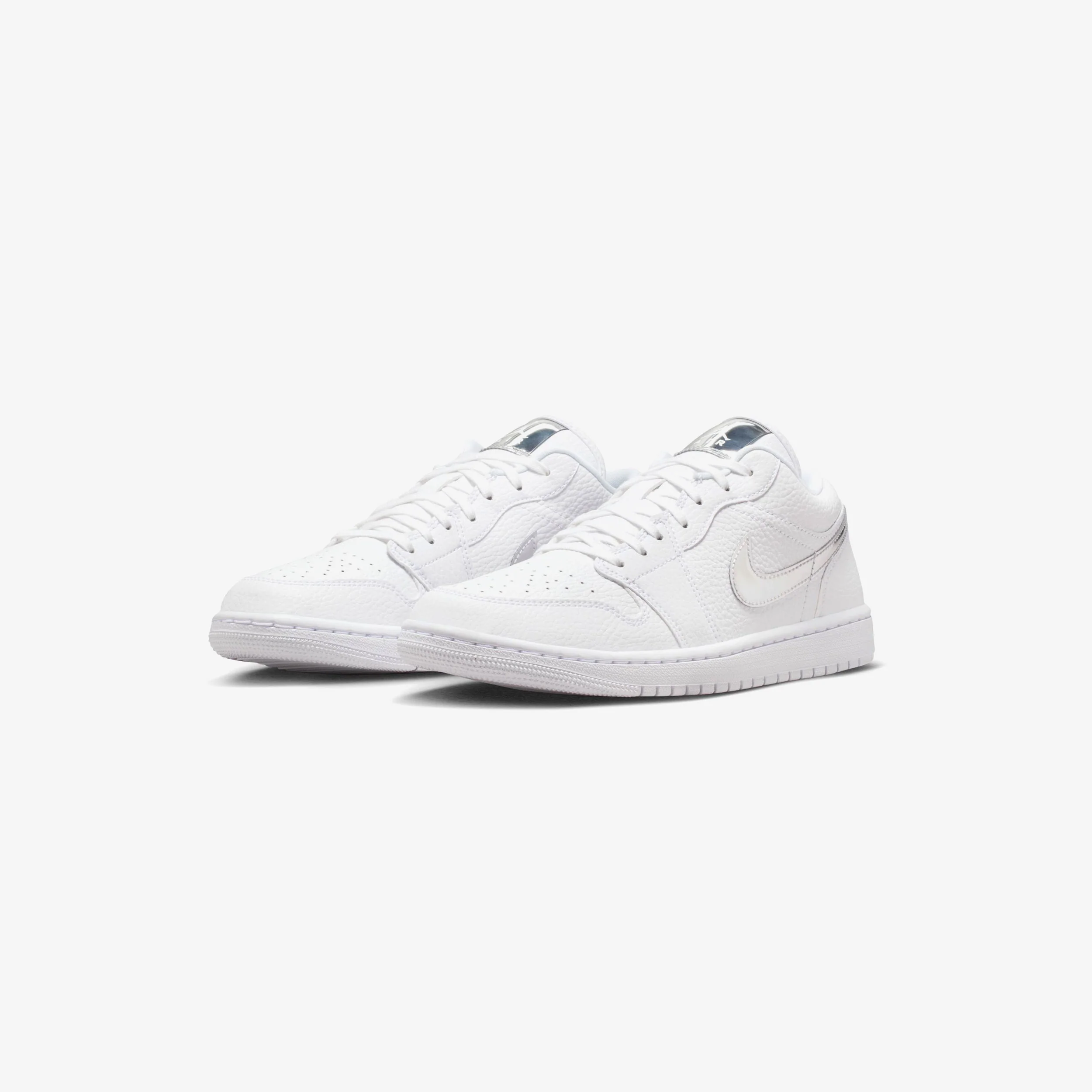 Wmns Air Jordan 1 Low Se - Image 2
