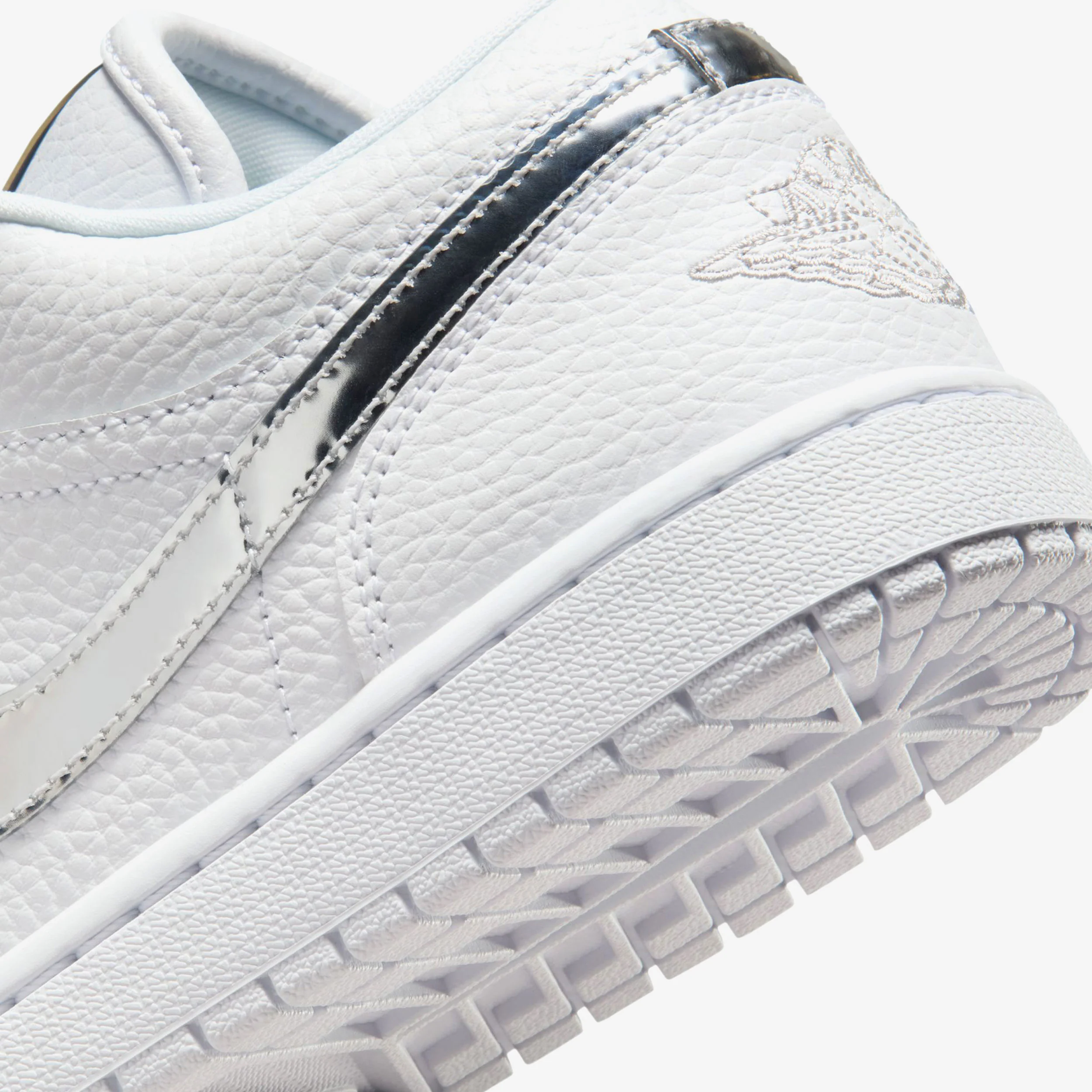 Wmns Air Jordan 1 Low Se - Image 7