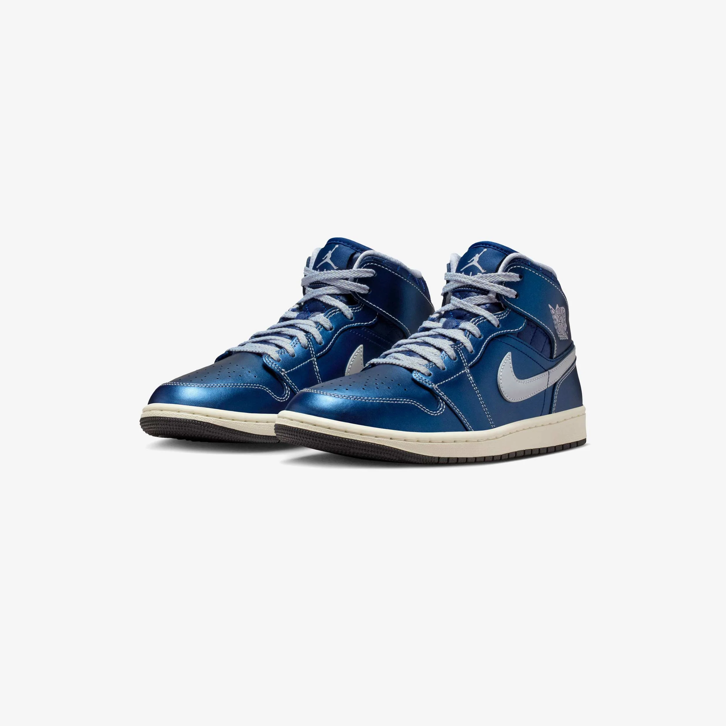 Wmns Air Jordan 1 Mid SE - Image 2