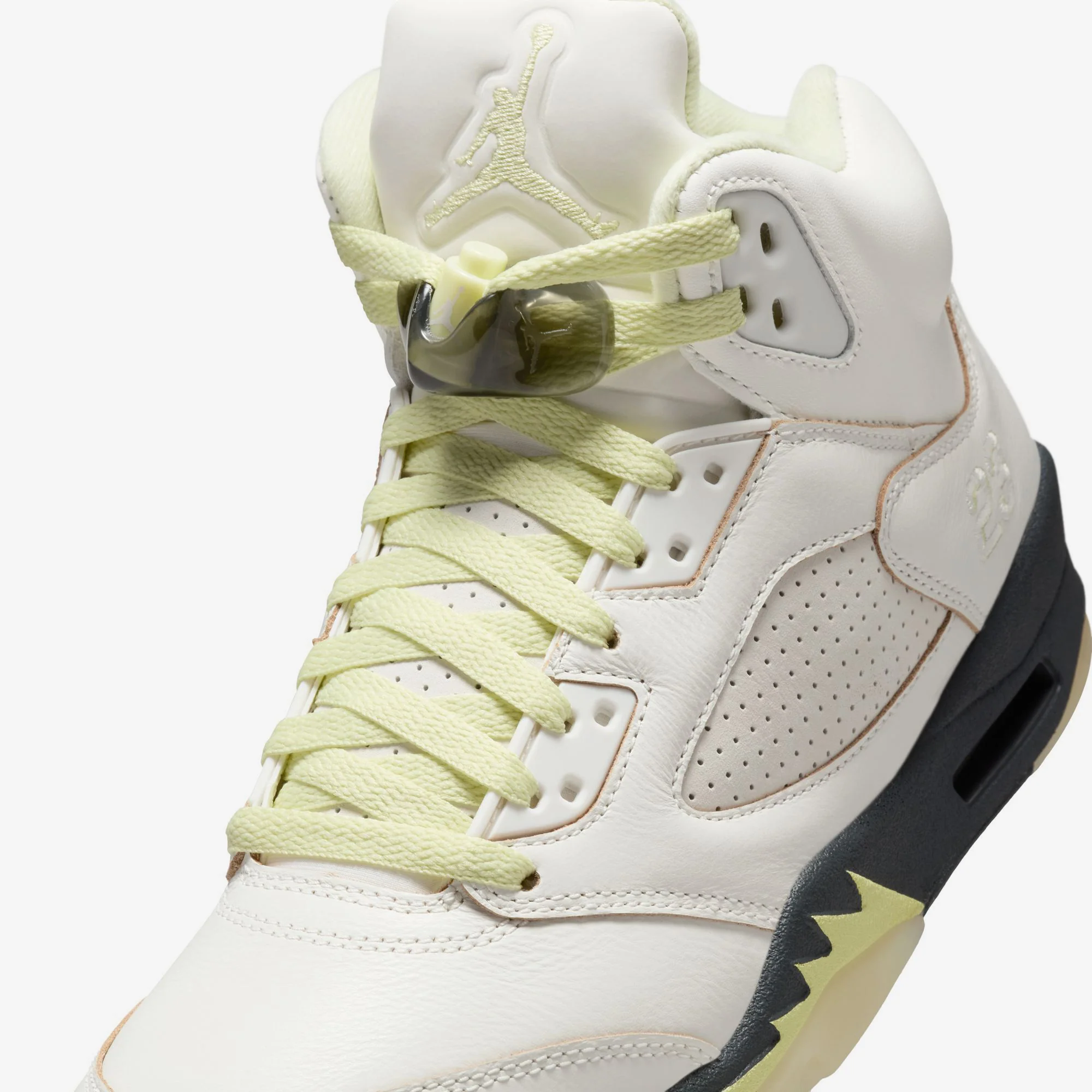 Wmns Air Jordan 5 - Image 6