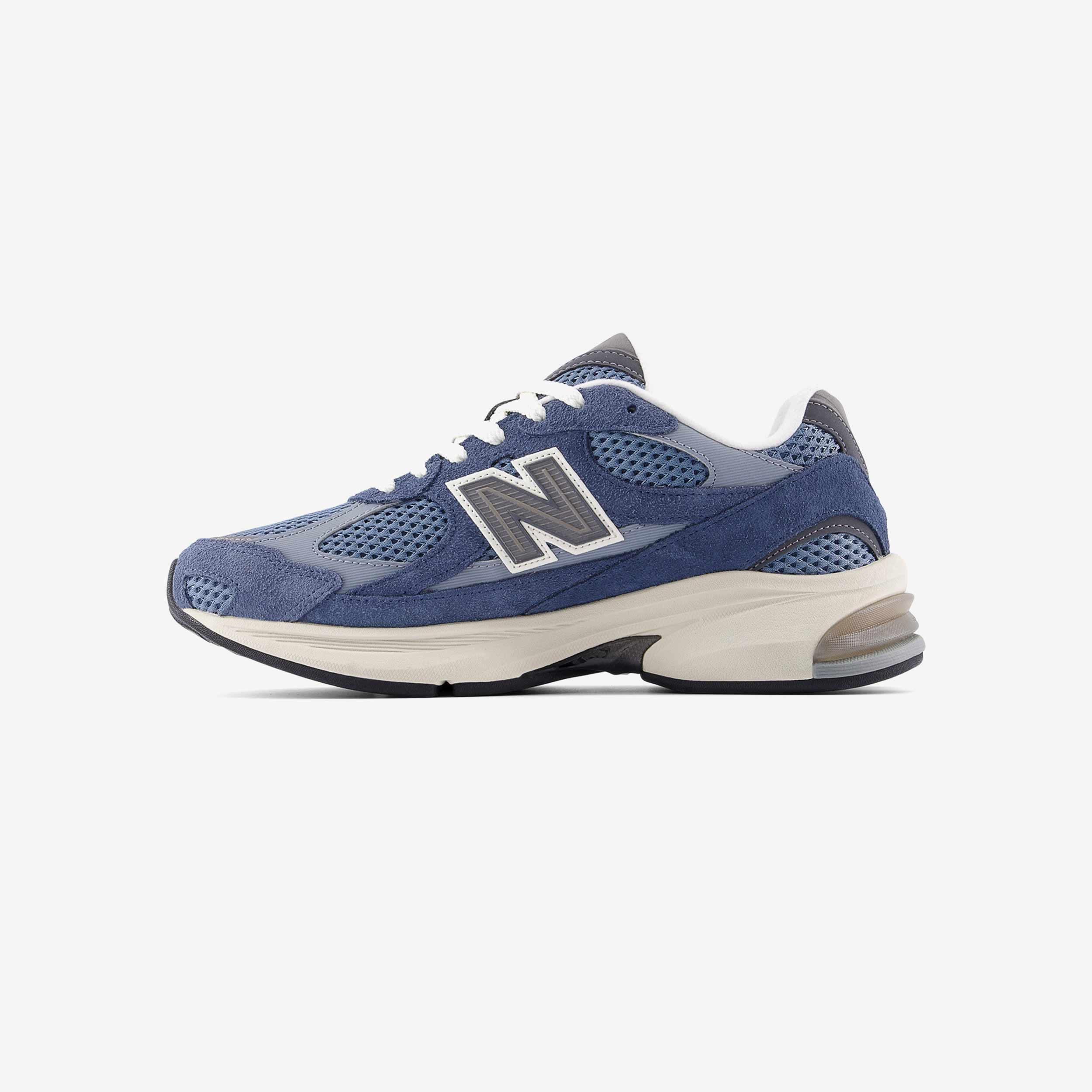 2010 - Image 3