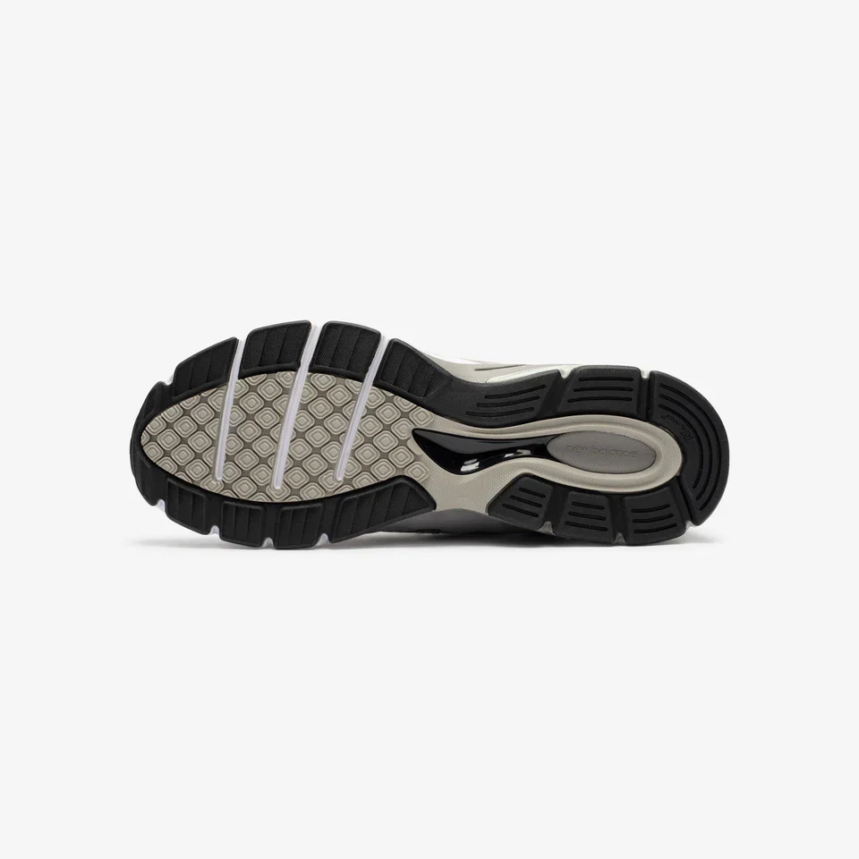 990v4 - Image 6