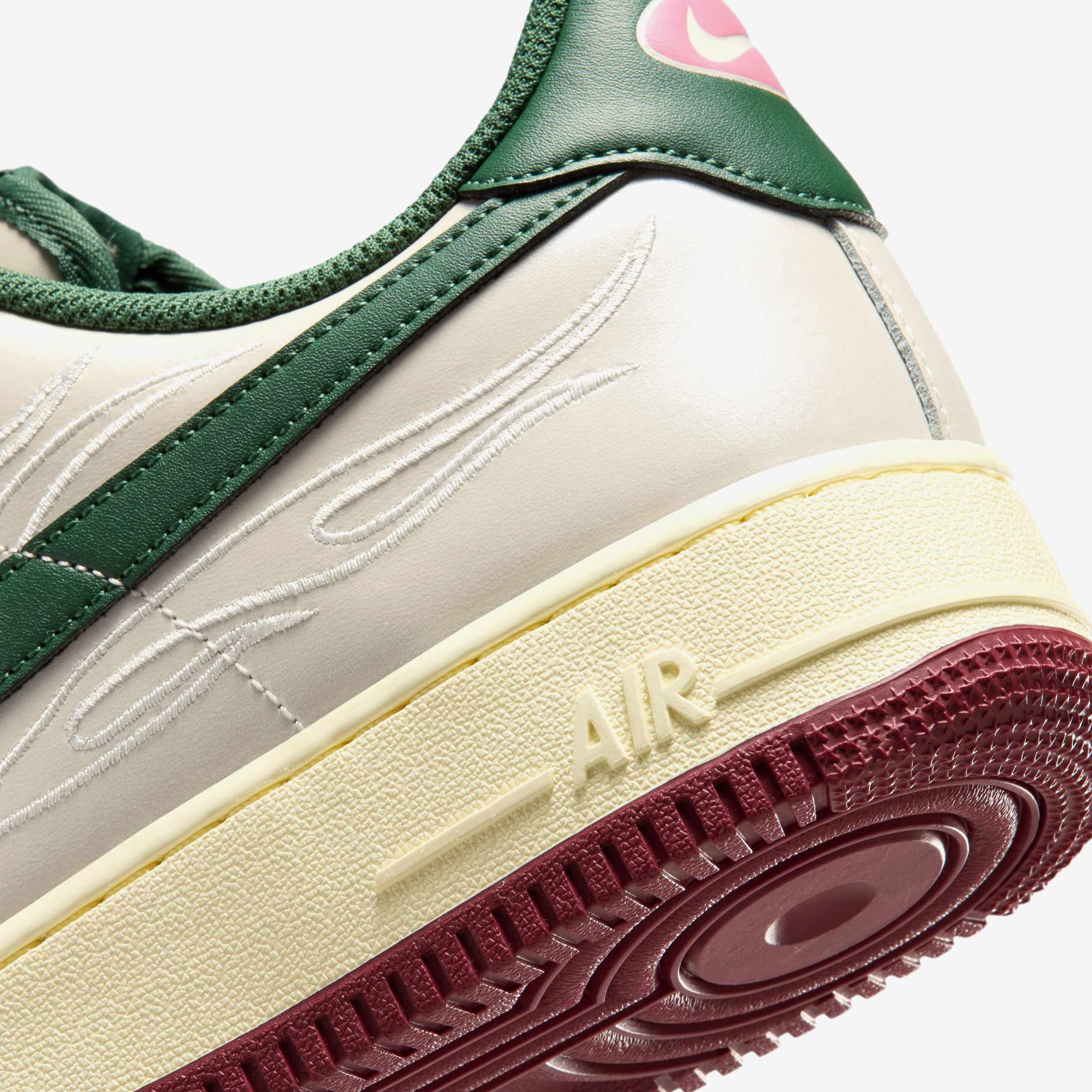 Air Force 1 '07 Lv8 - Image 7