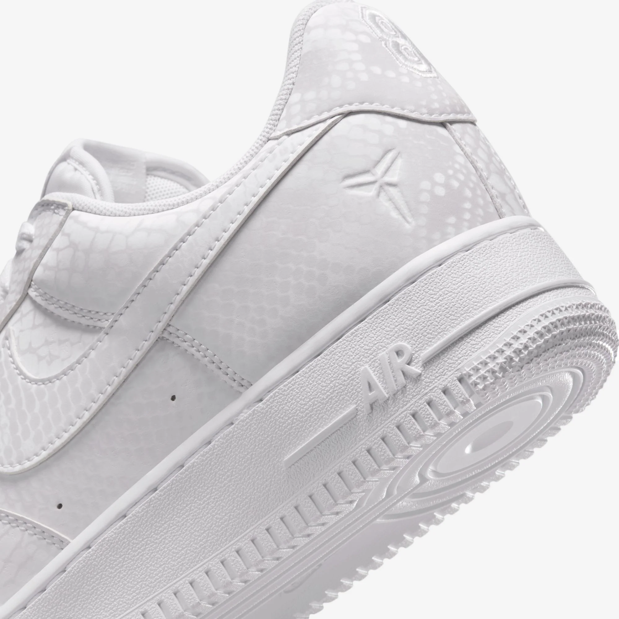 Air Force 1 Low Kobe - Image 9