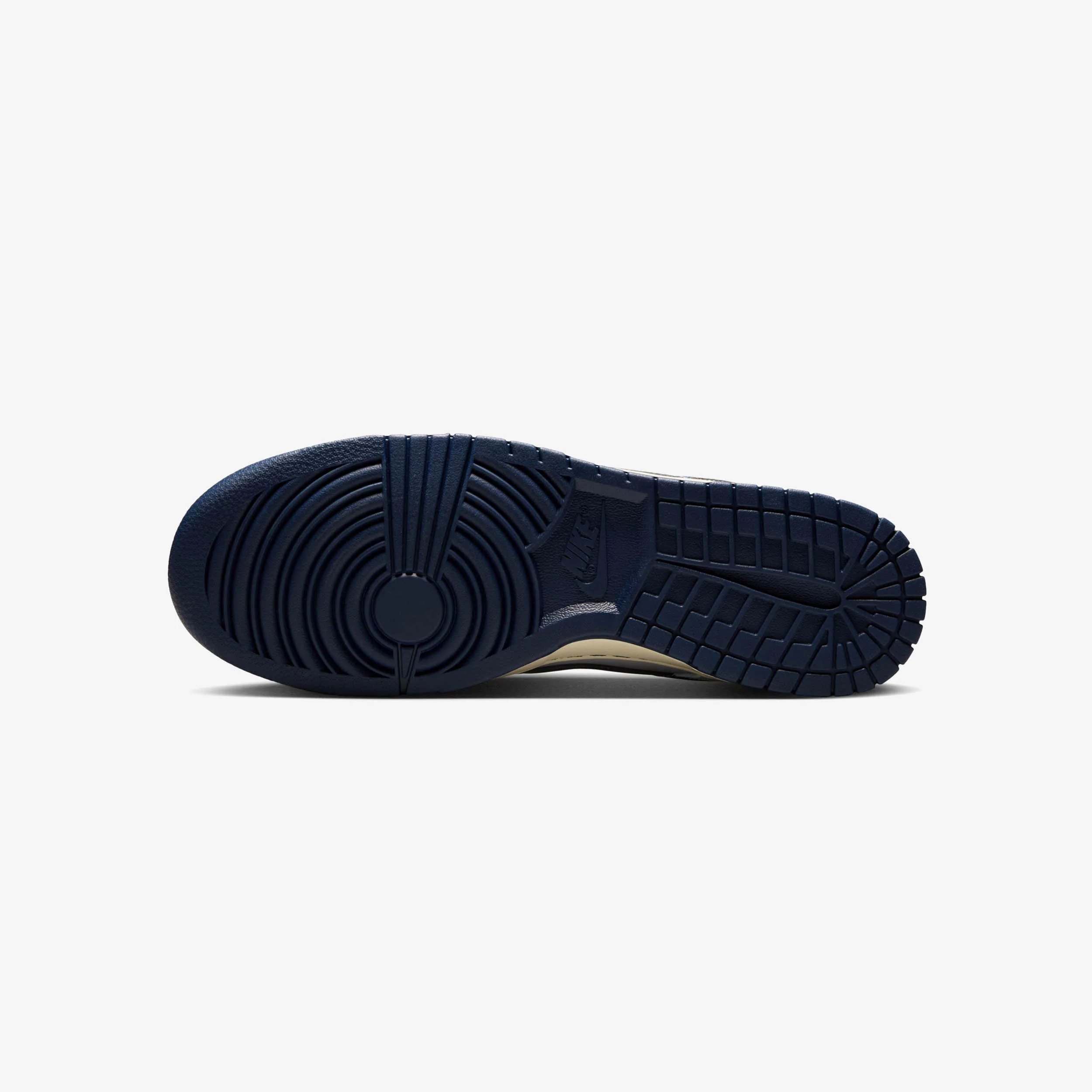 Dunk Low Retro - Image 6