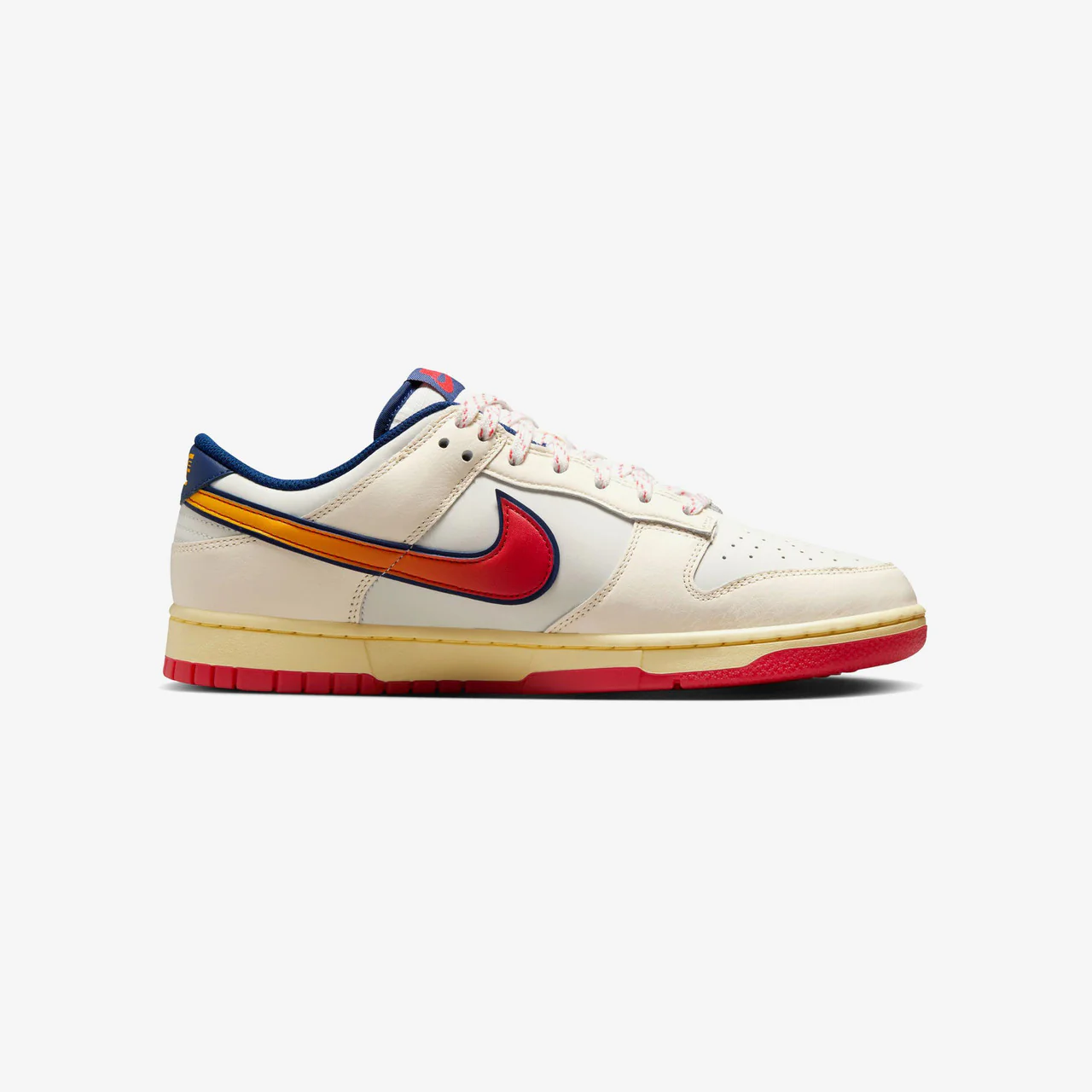 Dunk Low Retro SE - Image 9
