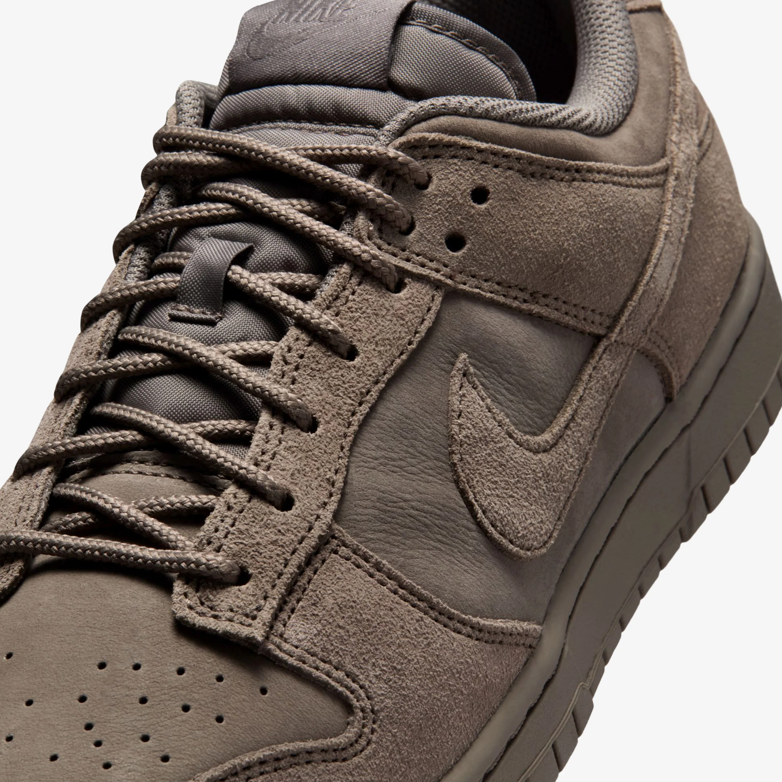 Dunk Low Retro SE - Image 7