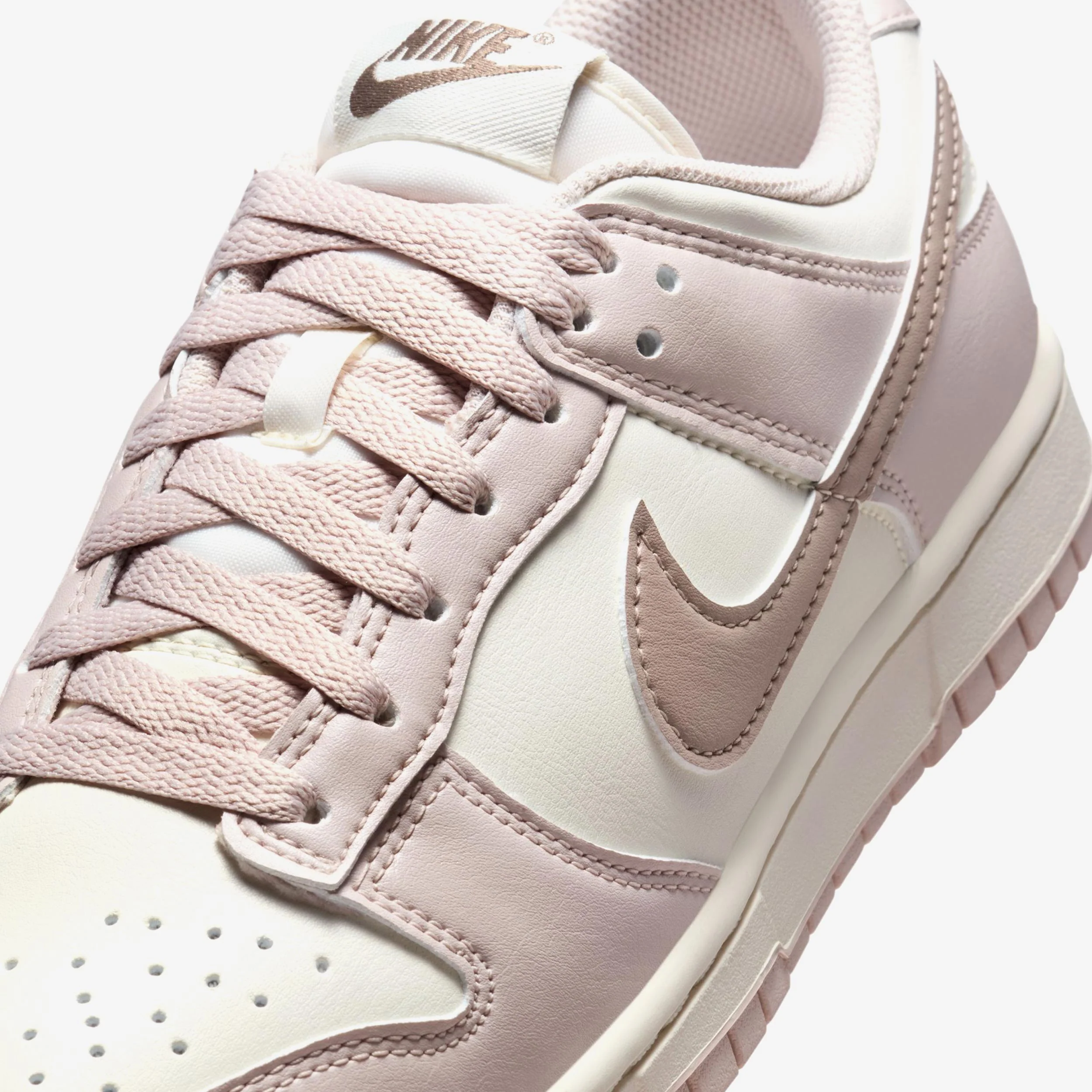 Wmns Dunk Low - Image 7