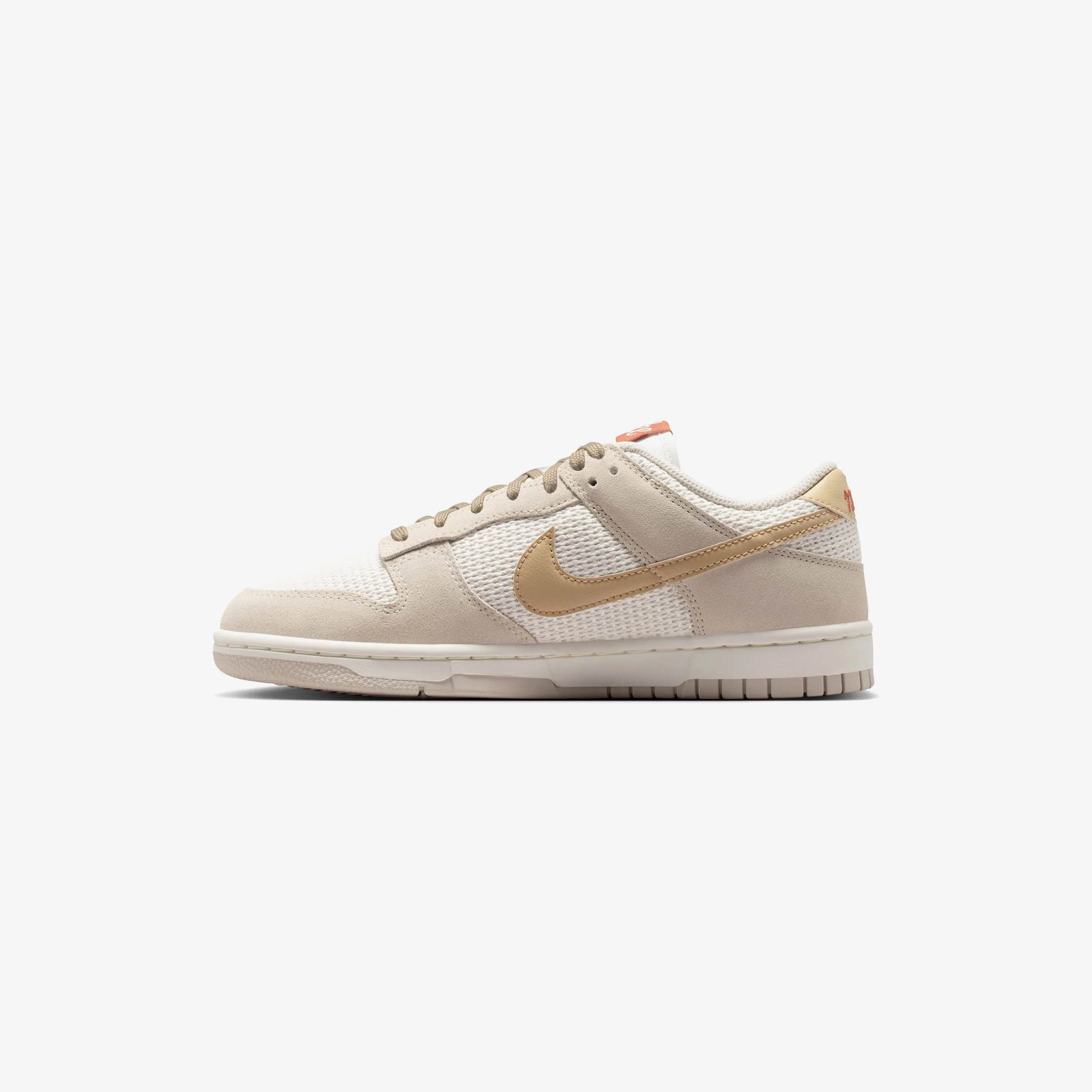 Wmns Dunk Low SE - Image 5