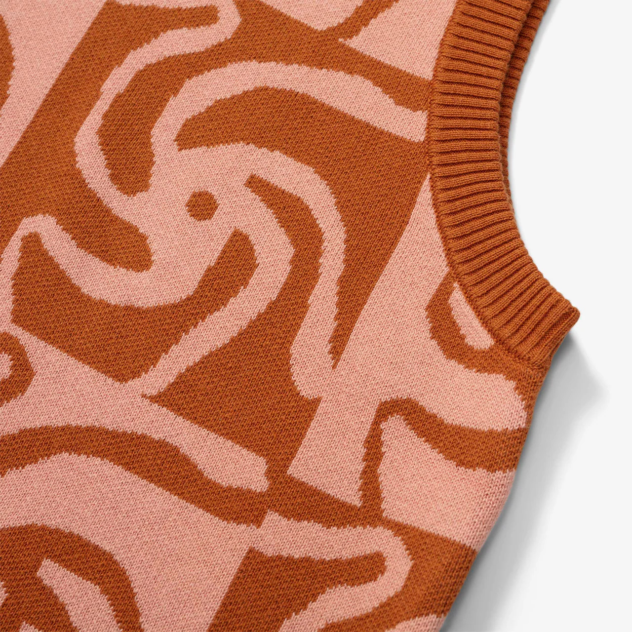 Pinwheel Knitted Vest - Image 4