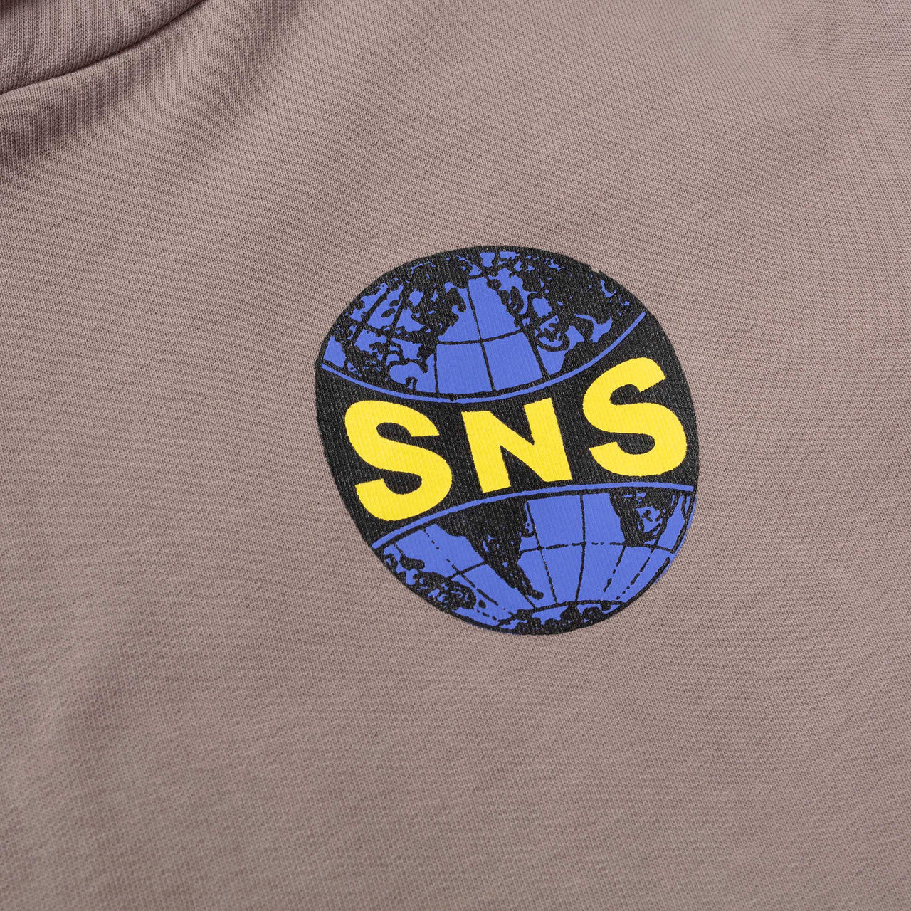 Globe Hoodie - Image 10