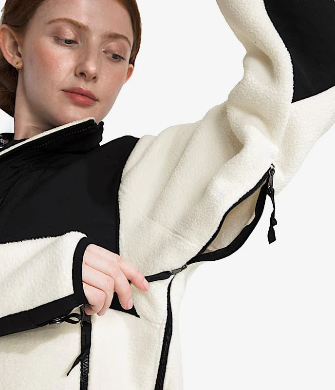 Wmns Retro Denali Jacket - Image 7
